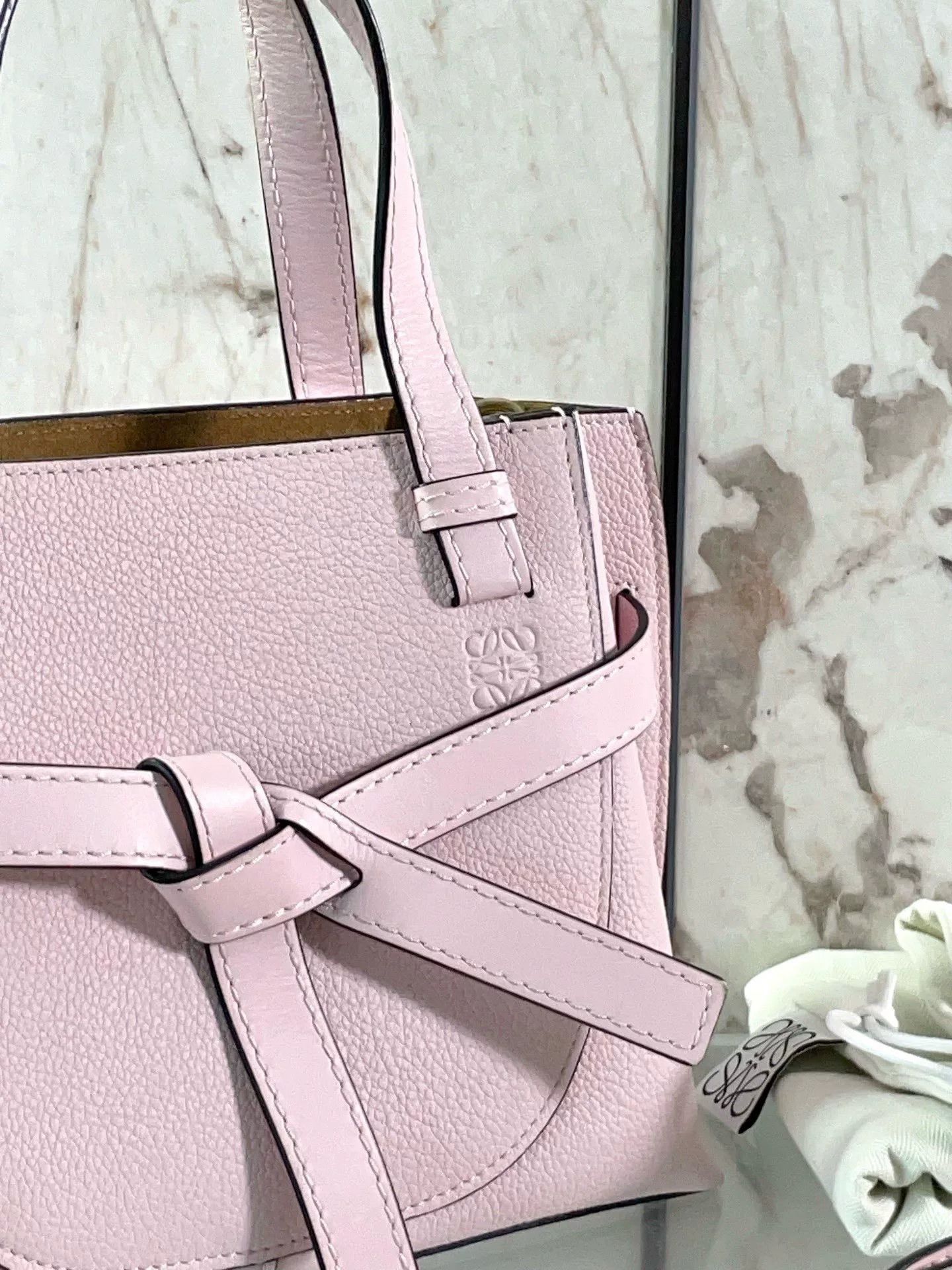 Loewe Pre-loved Bag Very good condition Size ONE SIZE - 7 Thumbnail
