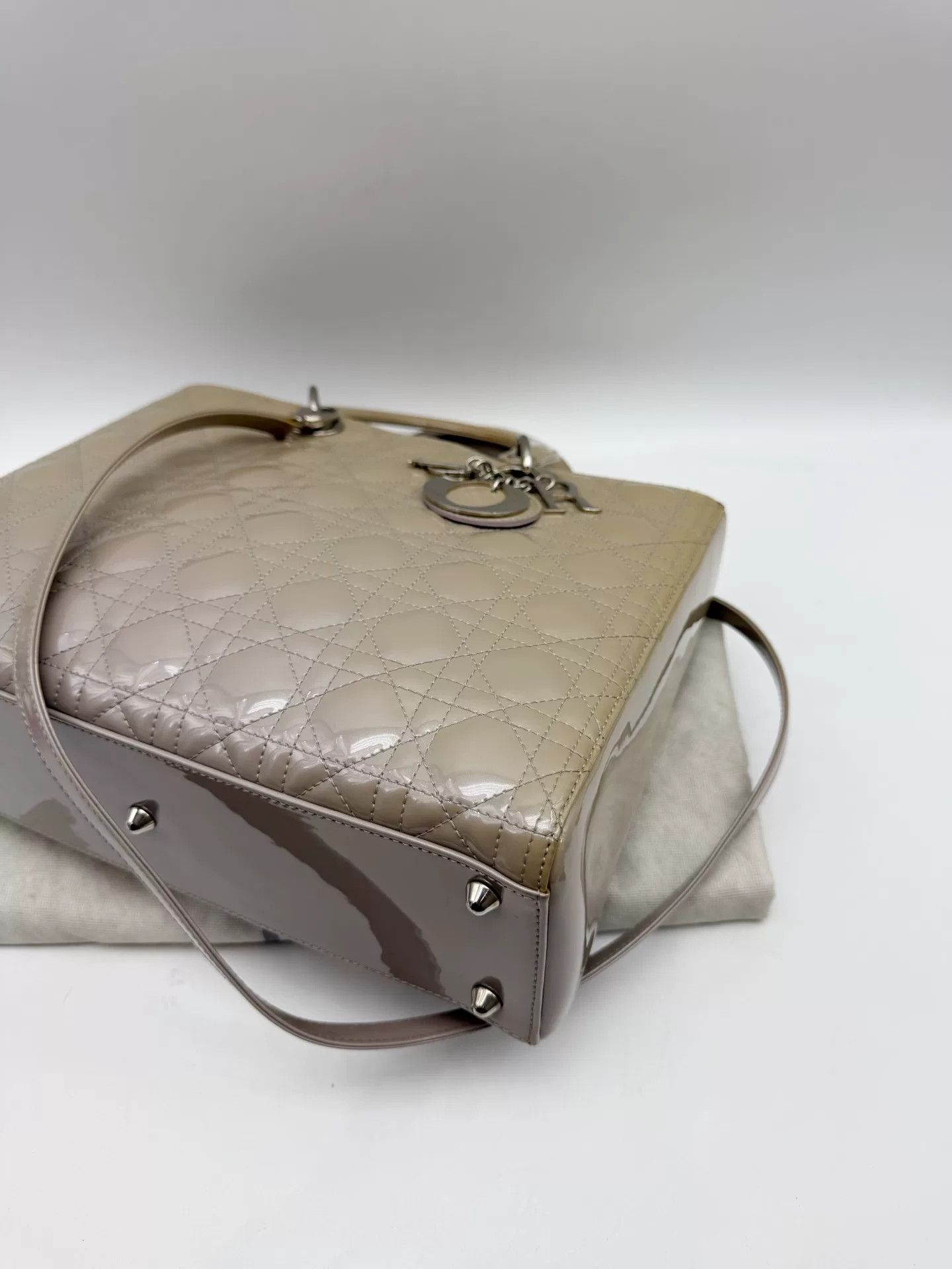 Dior Pre-loved Bag Very good condition Size ONE SIZE - 2 Thumbnail