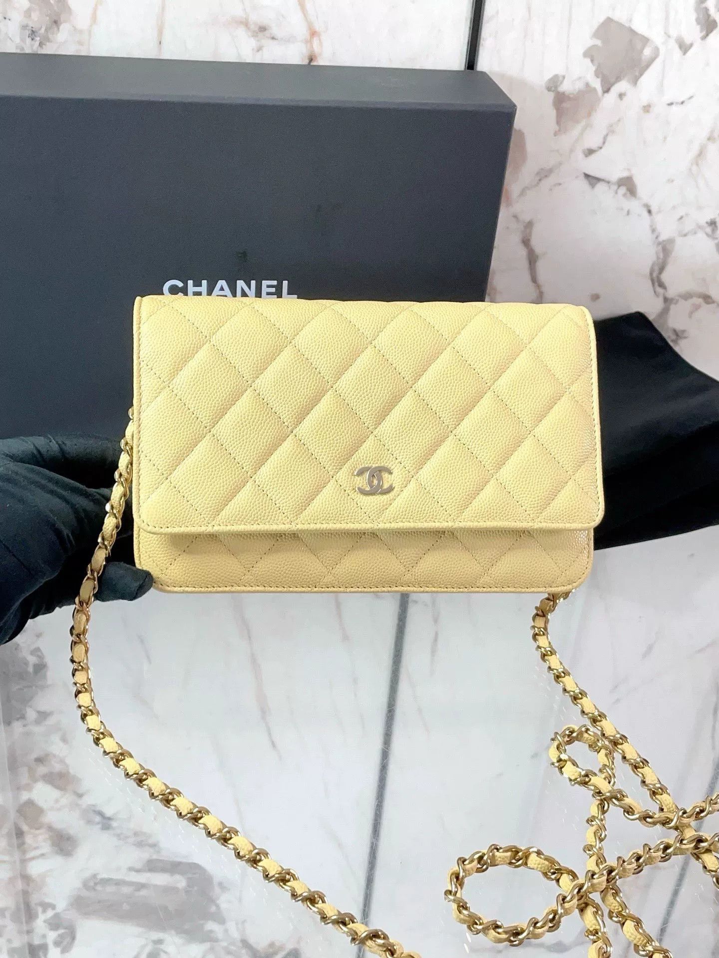 Chanel Pre-loved Bag Very good condition Size ONE SIZE - 7 Thumbnail