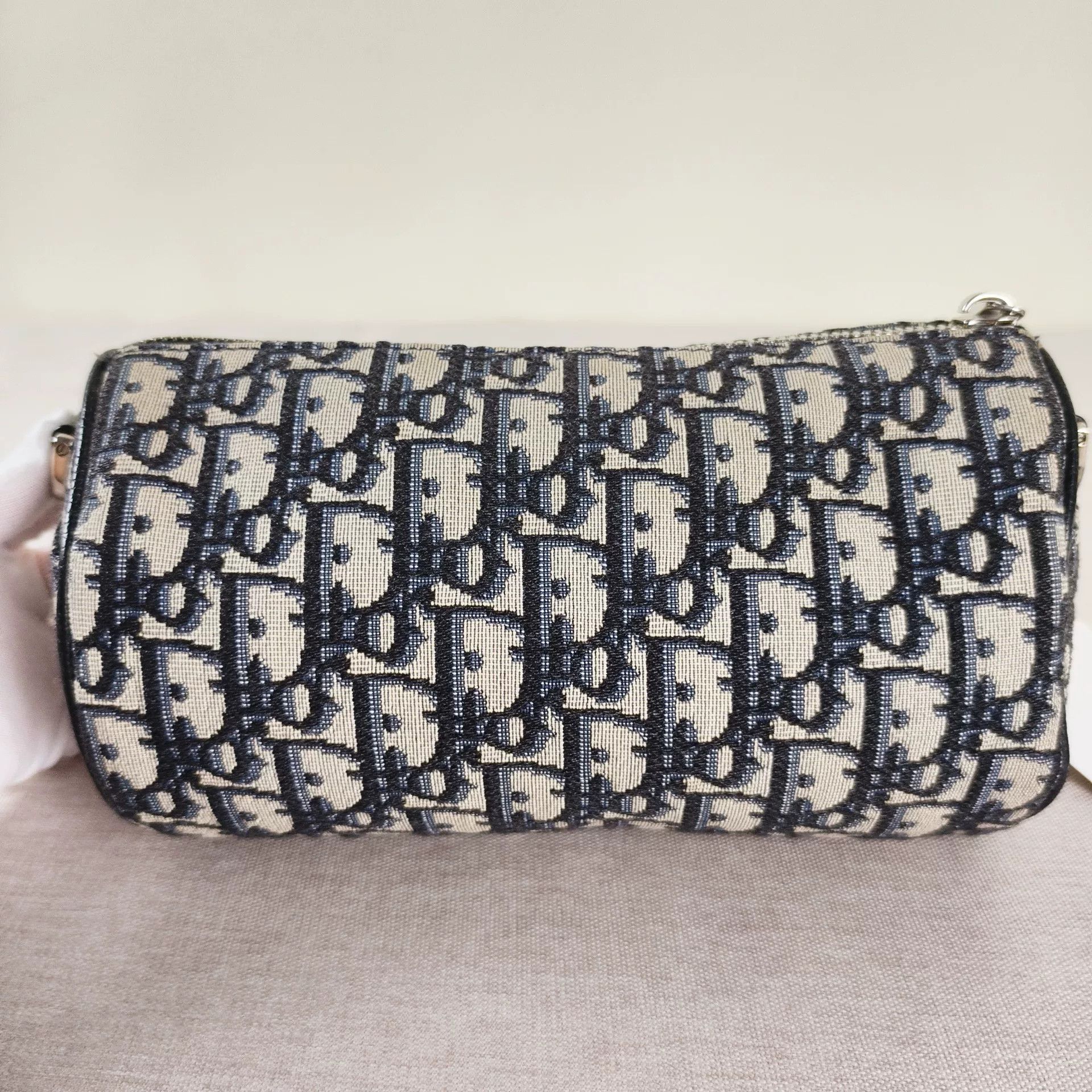 Dior Pre-loved Bag Very good condition Size ONE SIZE - 9 Thumbnail
