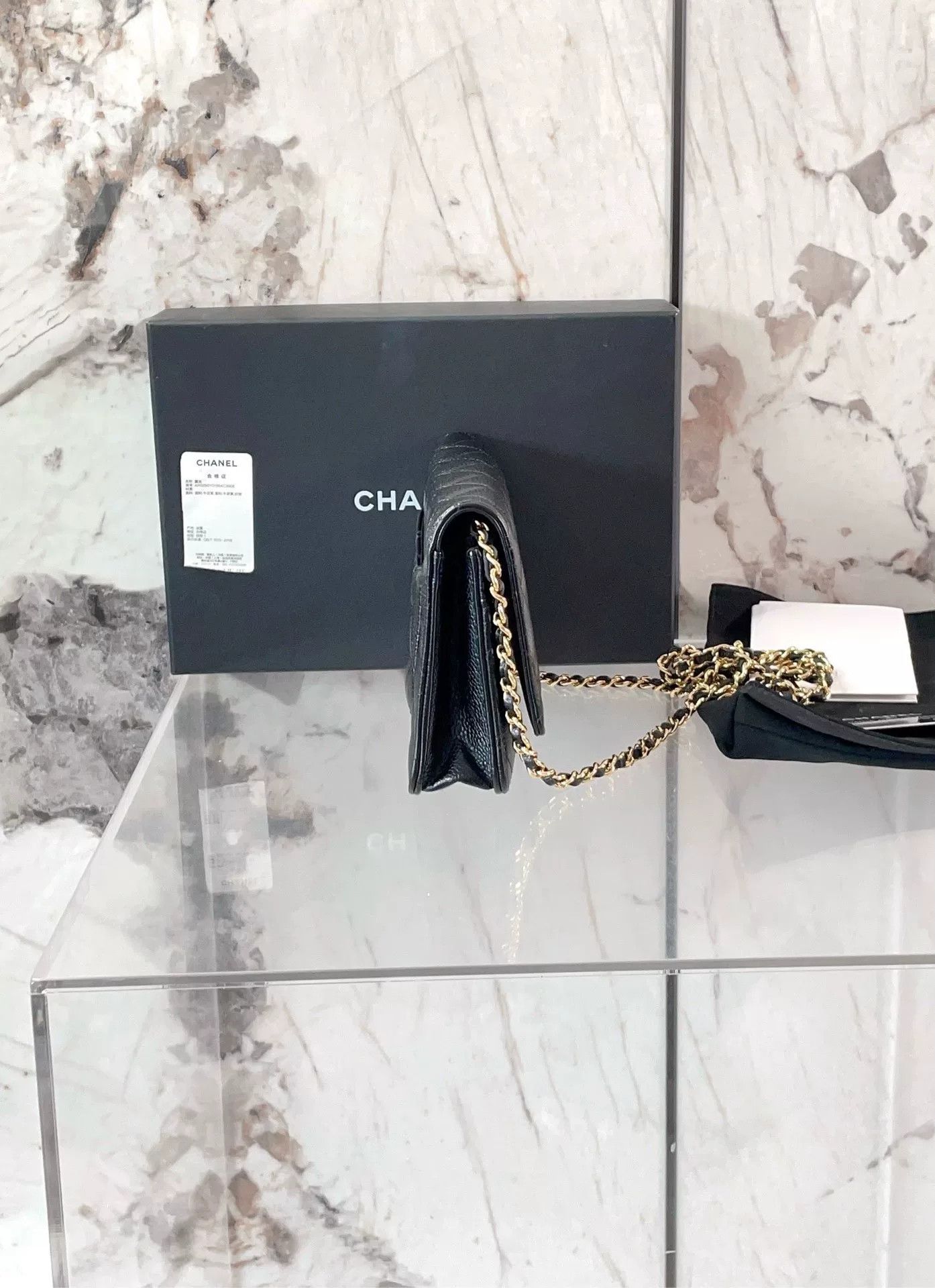 Chanel Pre-loved Bag Very good condition Size ONE SIZE - 3 Thumbnail