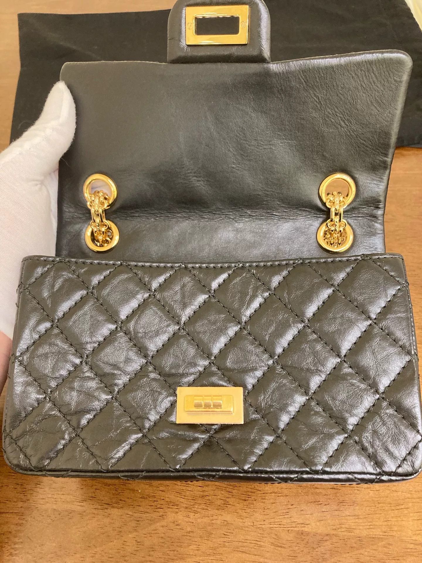 Chanel Pre-loved Bag Very good condition Size ONE SIZE - 6 Thumbnail