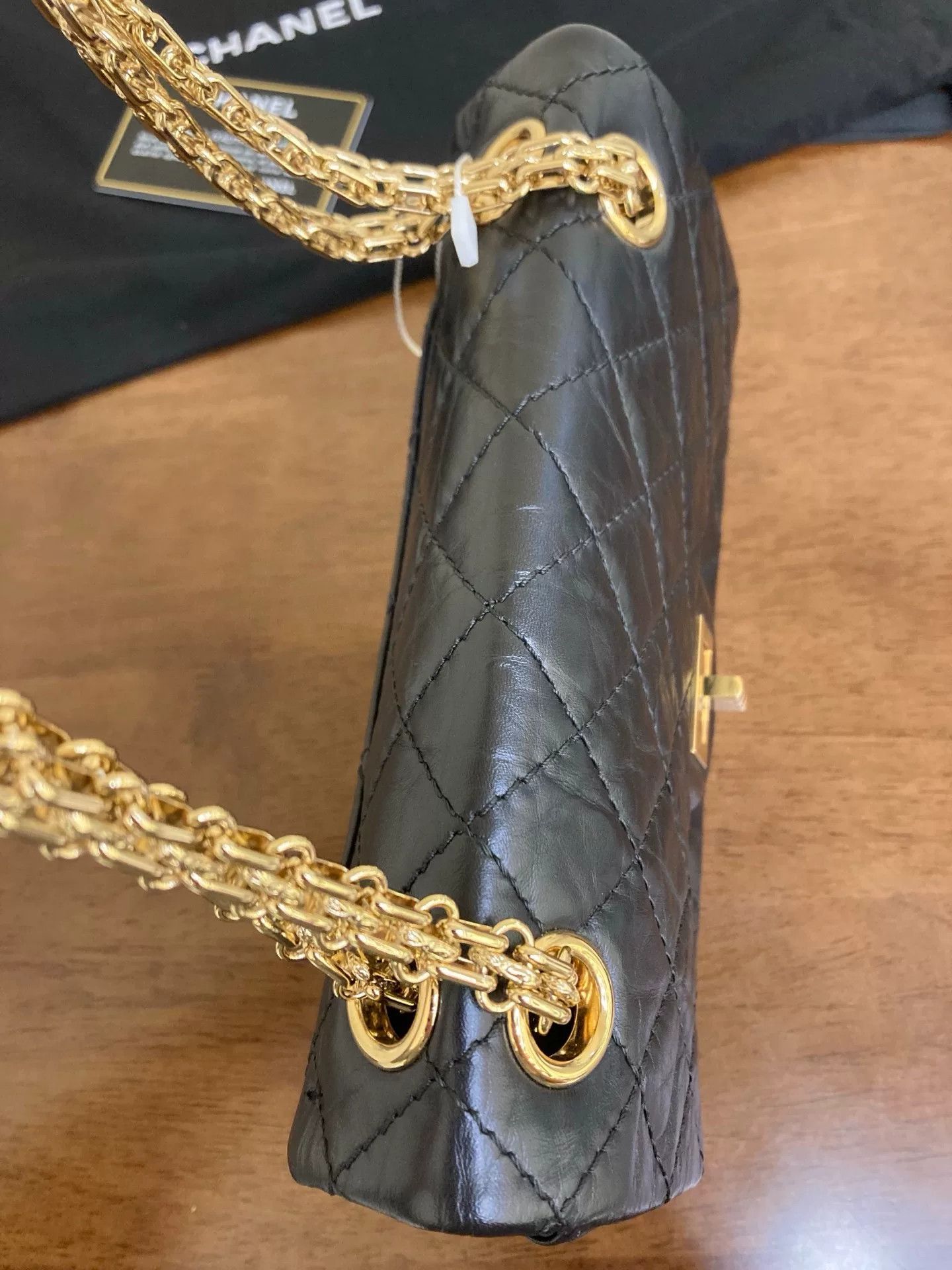 Chanel Pre-loved Bag Very good condition Size ONE SIZE - 9 Thumbnail