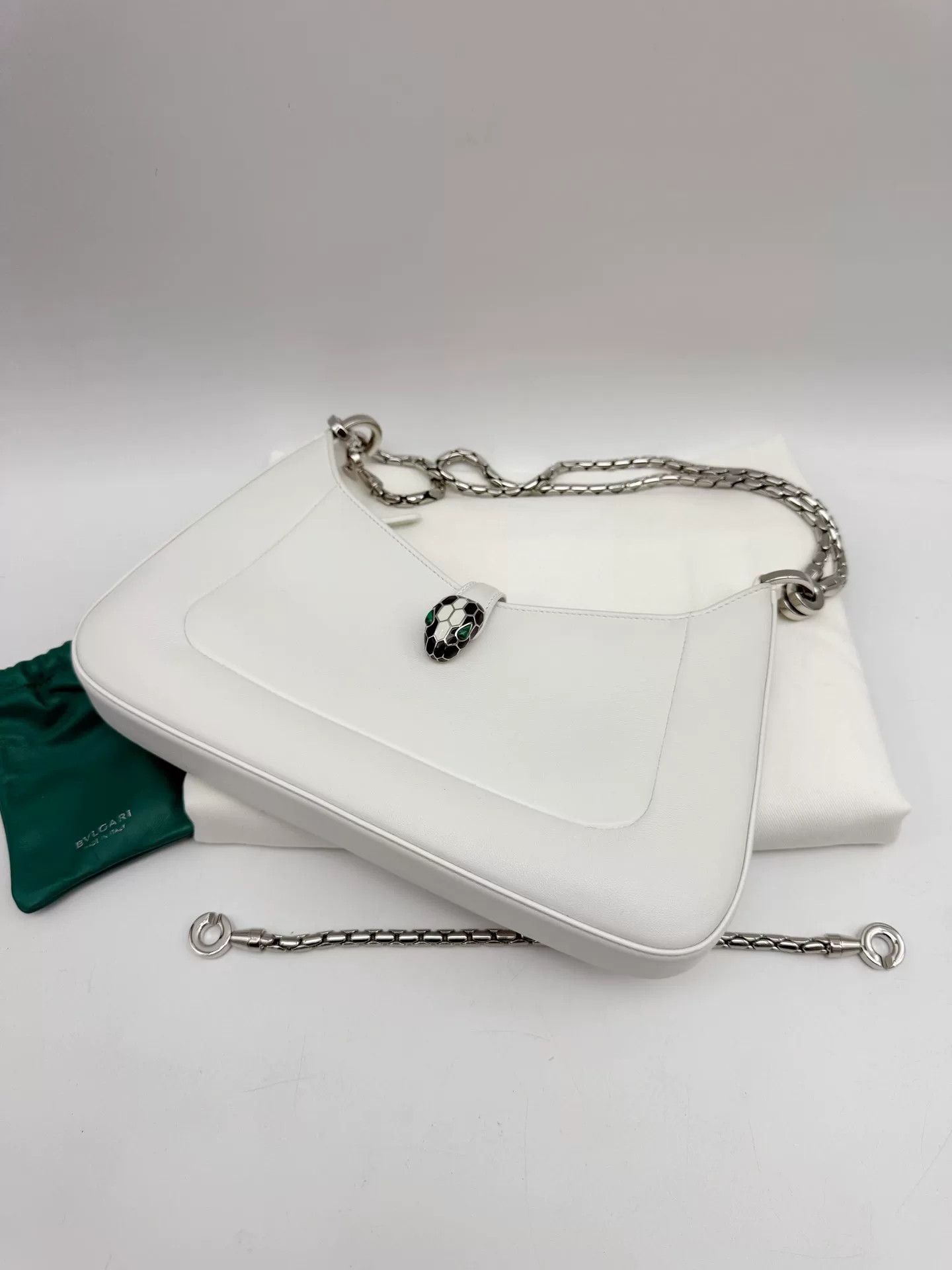 Bvlgari Pre-loved Bag Very good condition Size ONE SIZE - 4 Thumbnail