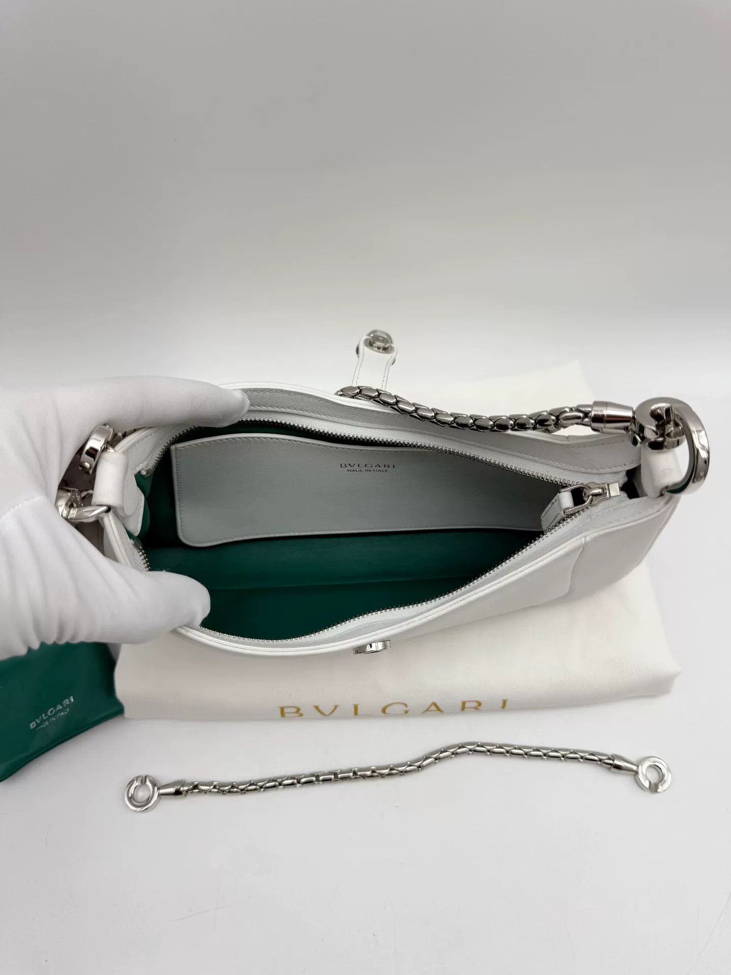Bvlgari Pre-loved Bag Very good condition Size ONE SIZE - 6 Thumbnail