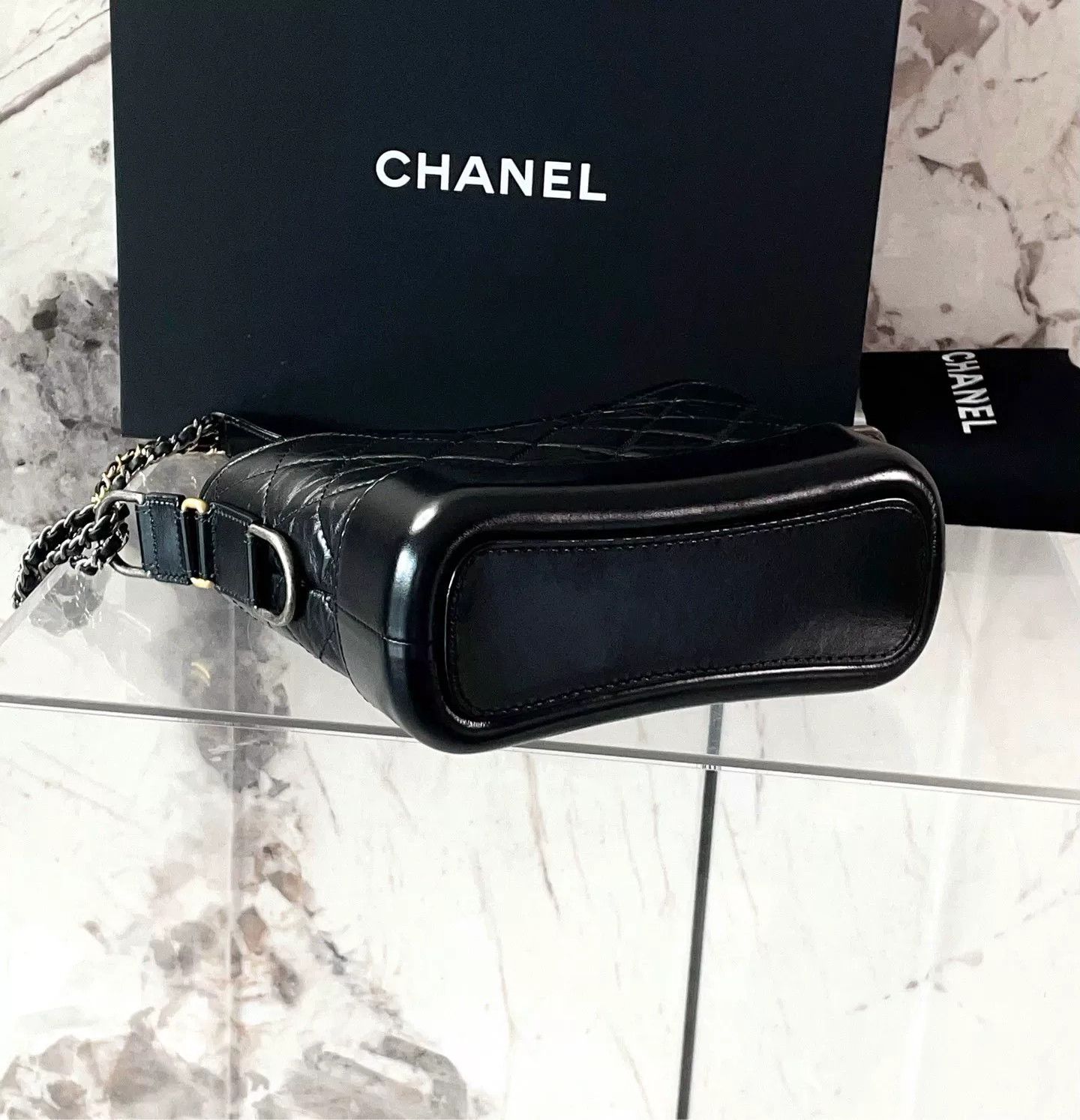 Chanel Pre-loved Bag Very good condition Size ONE SIZE - 5 Thumbnail