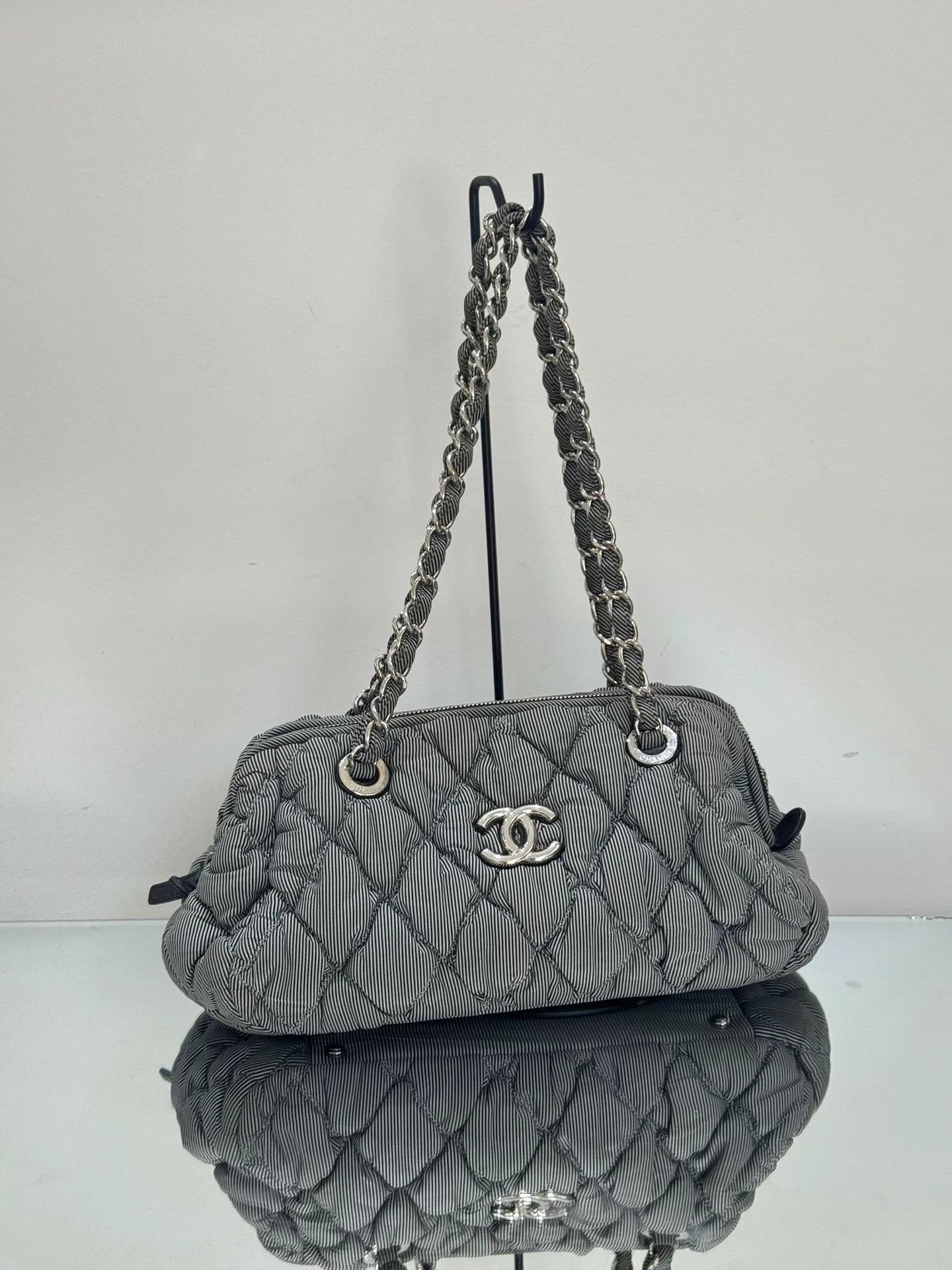 Chanel Pre-loved Bag Very good condition Size ONE SIZE - 4 Thumbnail