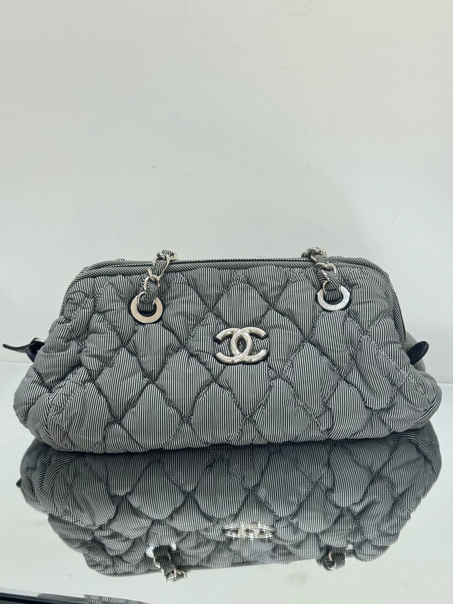 Chanel Pre-loved Bag Very good condition Size ONE SIZE - 2 Thumbnail