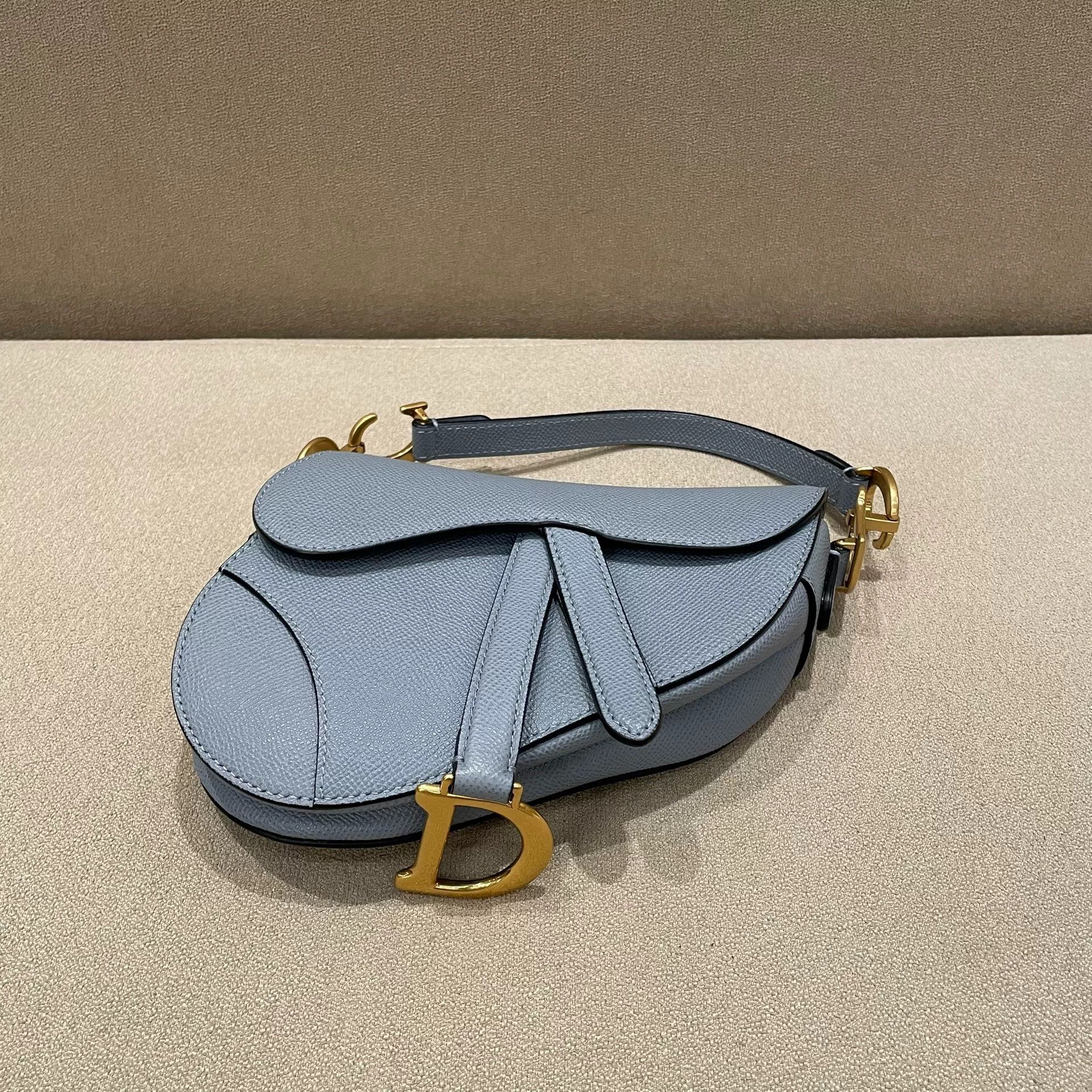 Dior Pre-loved Bag Very good condition Size ONE SIZE - 5 Thumbnail