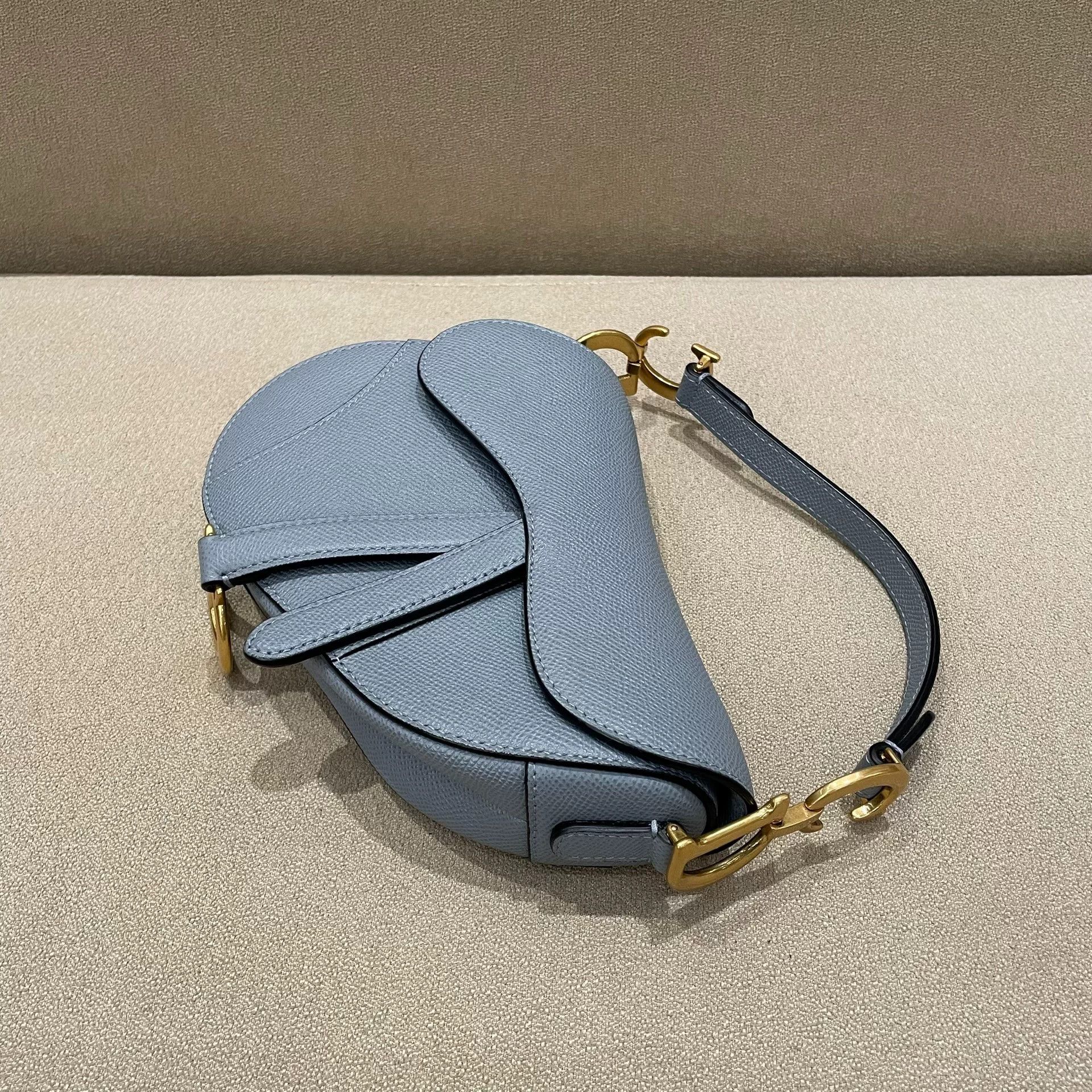 Dior Pre-loved Bag Very good condition Size ONE SIZE - 3 Thumbnail