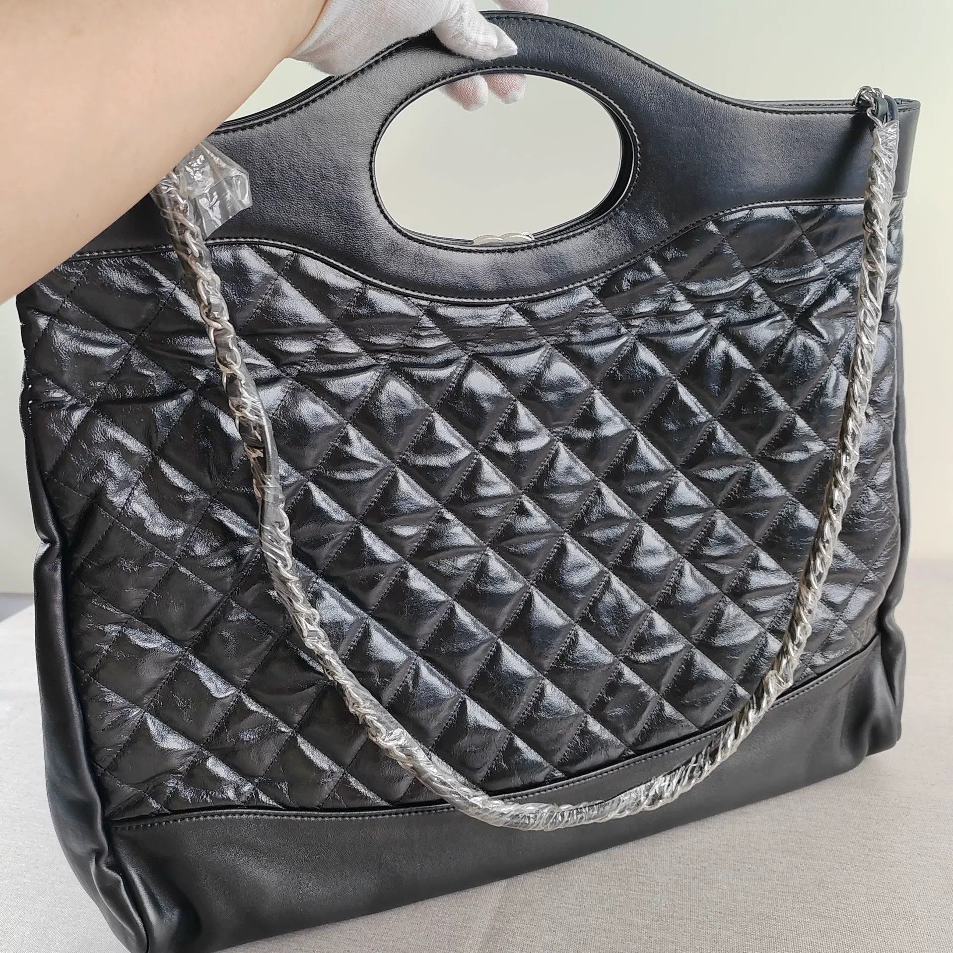 Chanel Pre-loved Bag Very good condition Size ONE SIZE - 7 Thumbnail