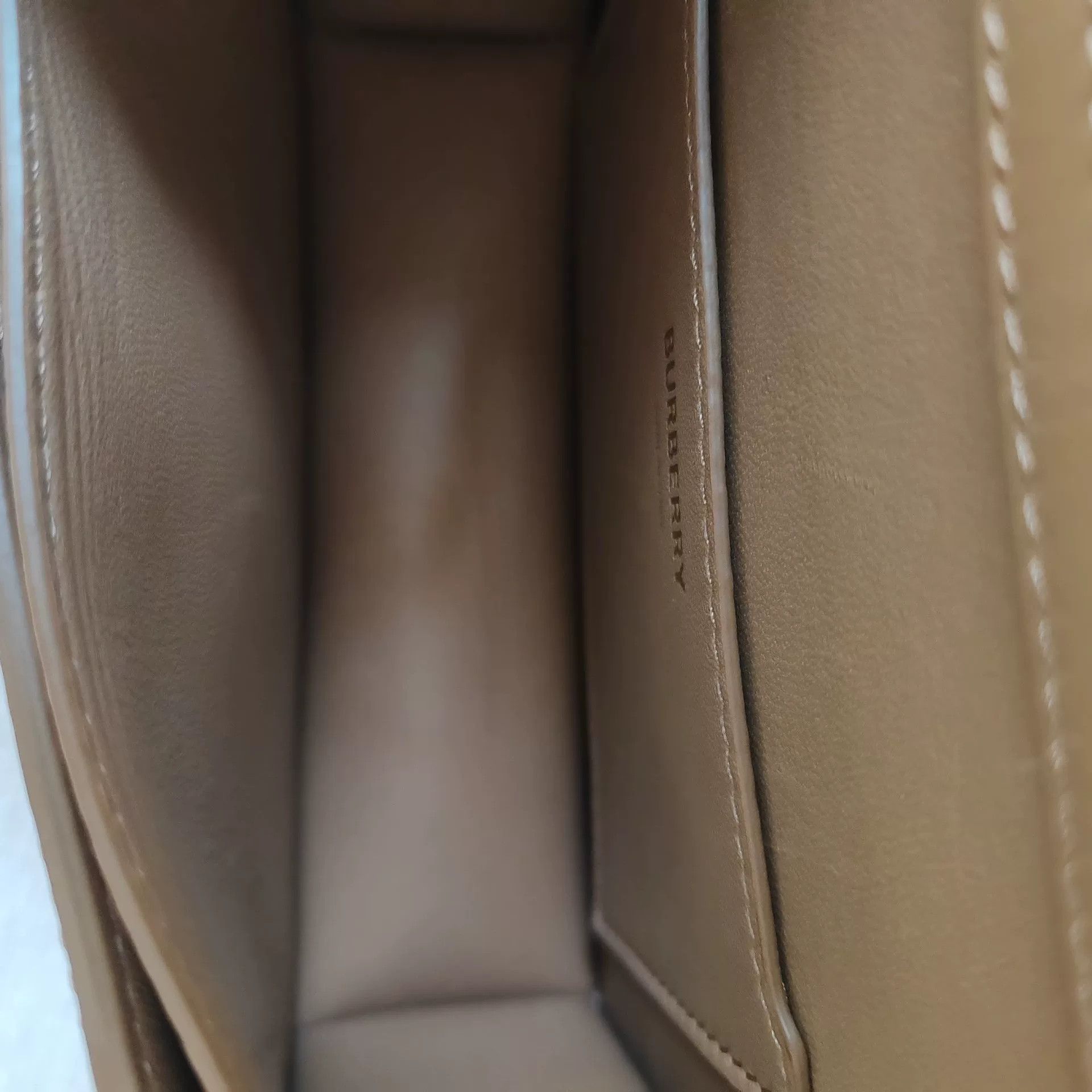 Burberry Pre-loved Bag Very good condition Size ONE SIZE - 9 Thumbnail