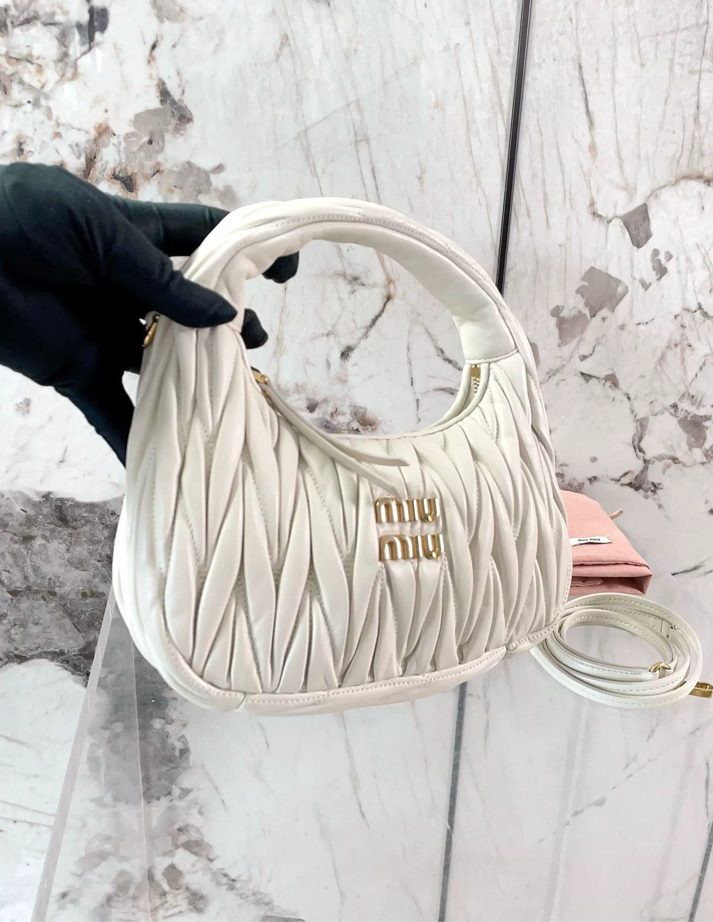 Miu Miu Pre-loved Bag Very good condition Size ONE SIZE - 6 Thumbnail