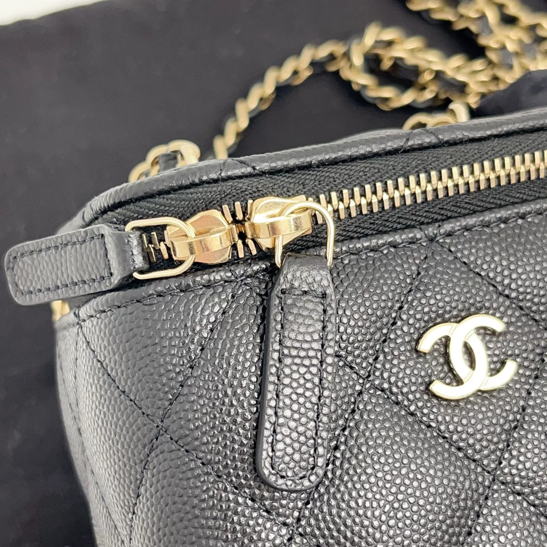 Chanel Pre-loved Bag Very good condition Size ONE SIZE - 3 Thumbnail