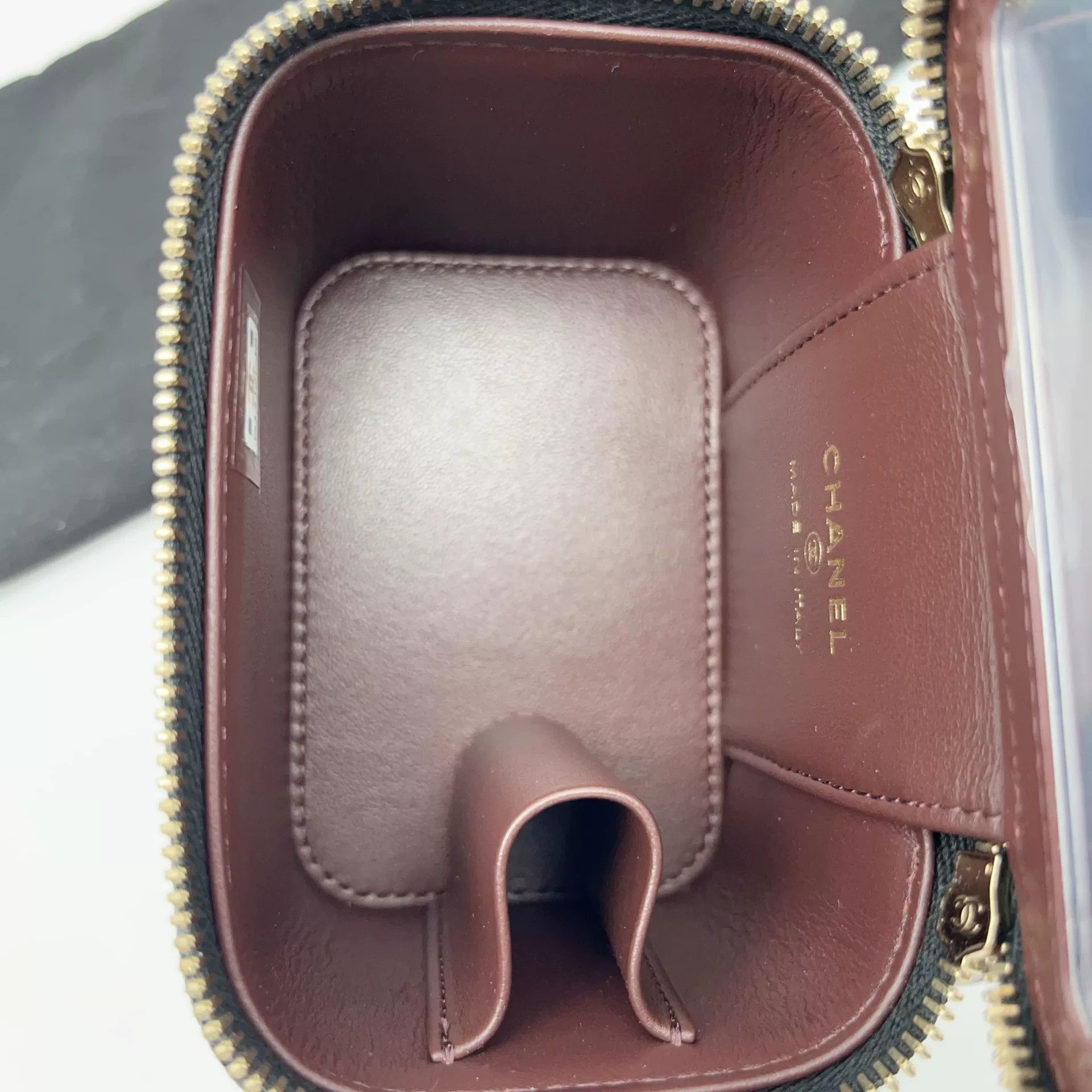 Chanel Pre-loved Bag Very good condition Size ONE SIZE - 9 Thumbnail