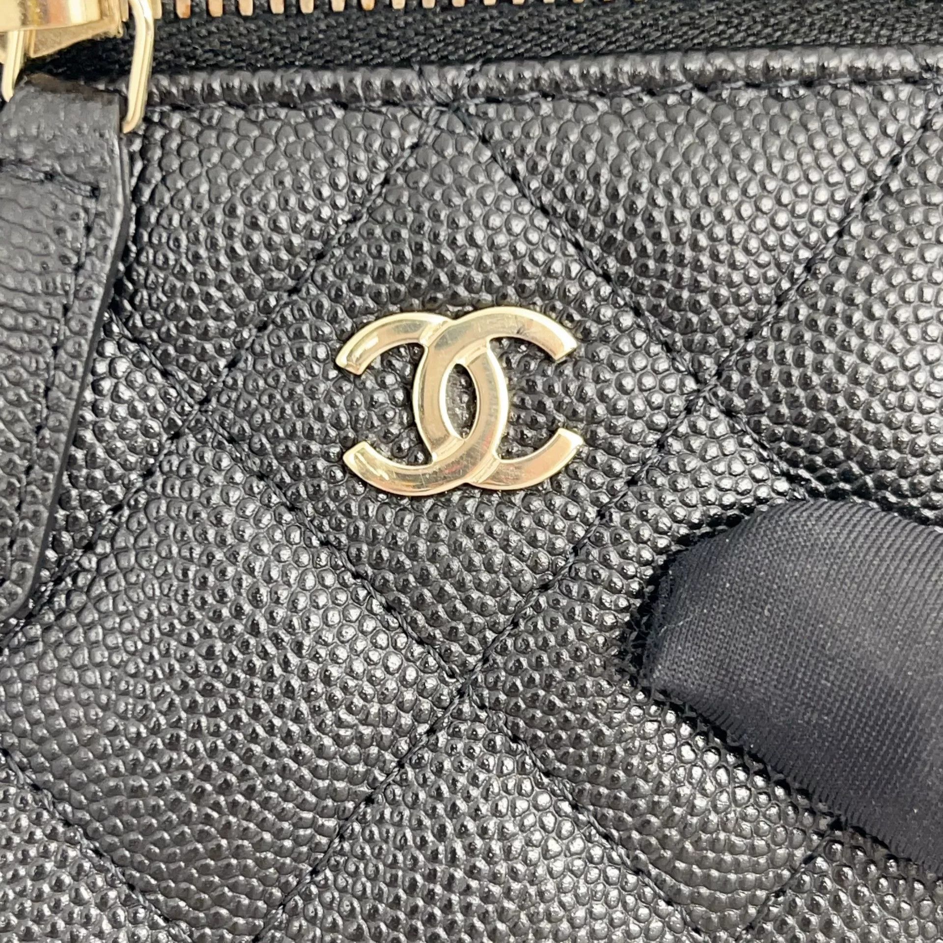 Chanel Pre-loved Bag Very good condition Size ONE SIZE - 2 Thumbnail