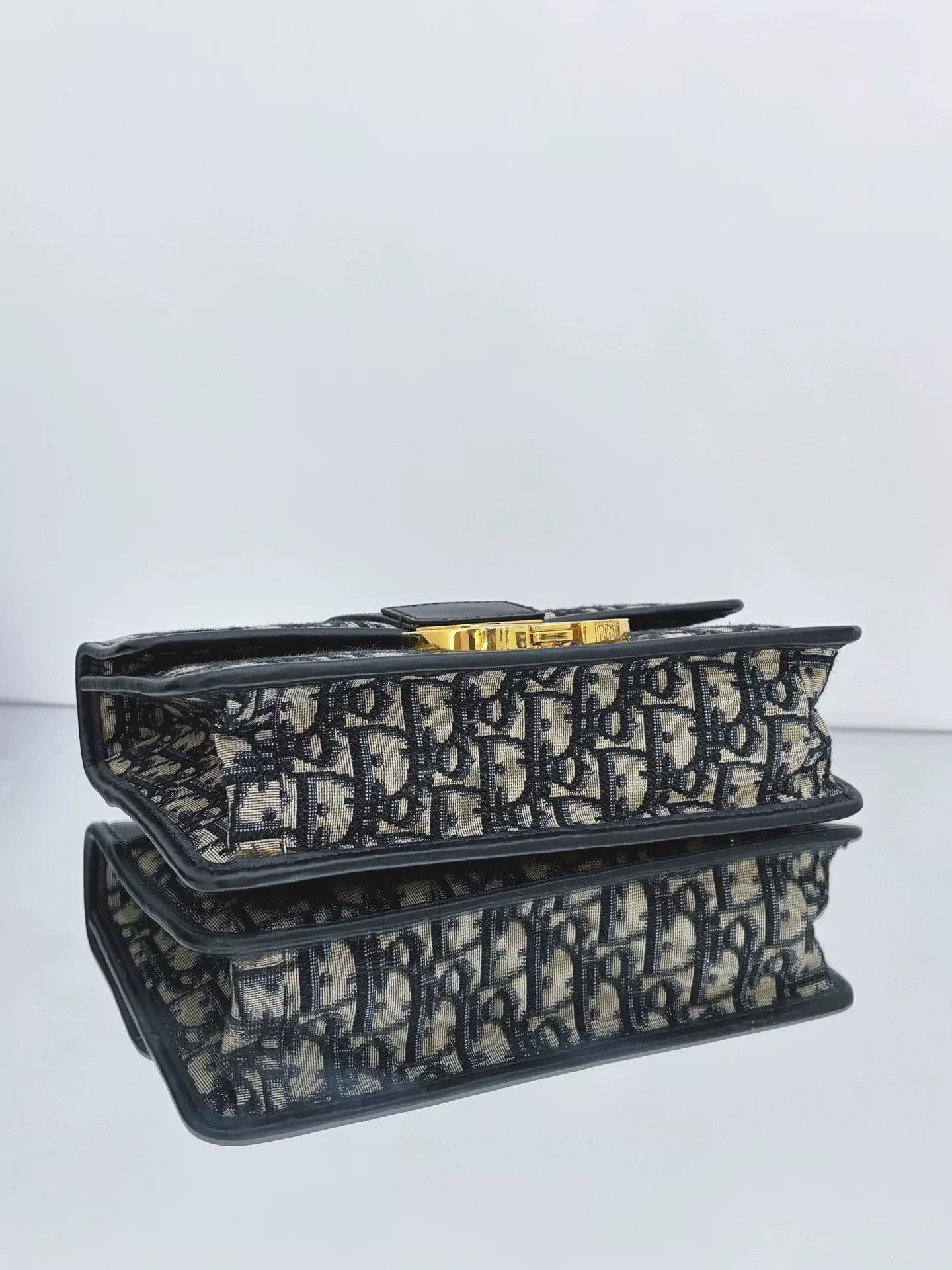 Dior Pre-loved Bag Very good condition Size ONE SIZE - 4 Thumbnail