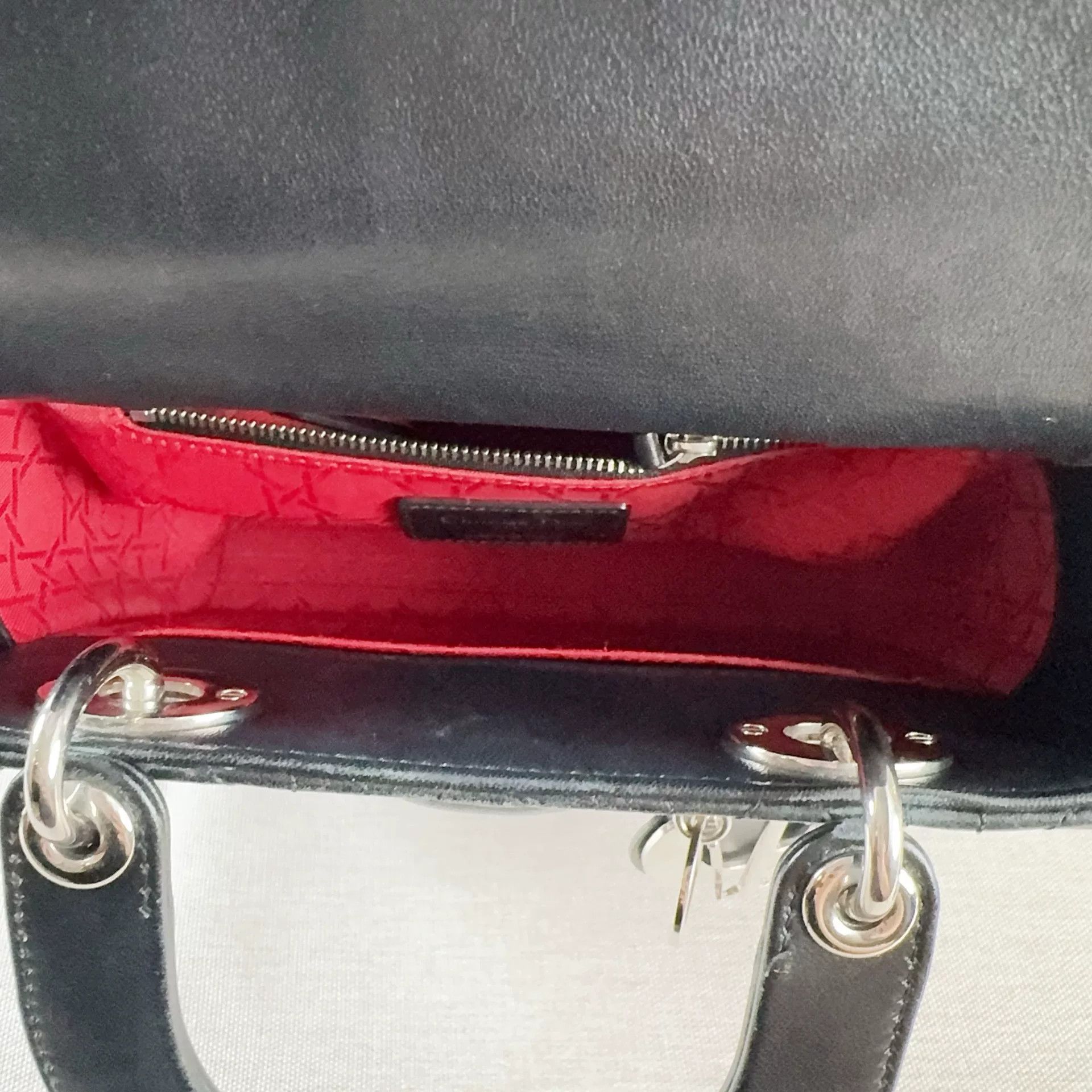 Dior Pre-loved Bag Very good condition Size ONE SIZE - 8 Thumbnail