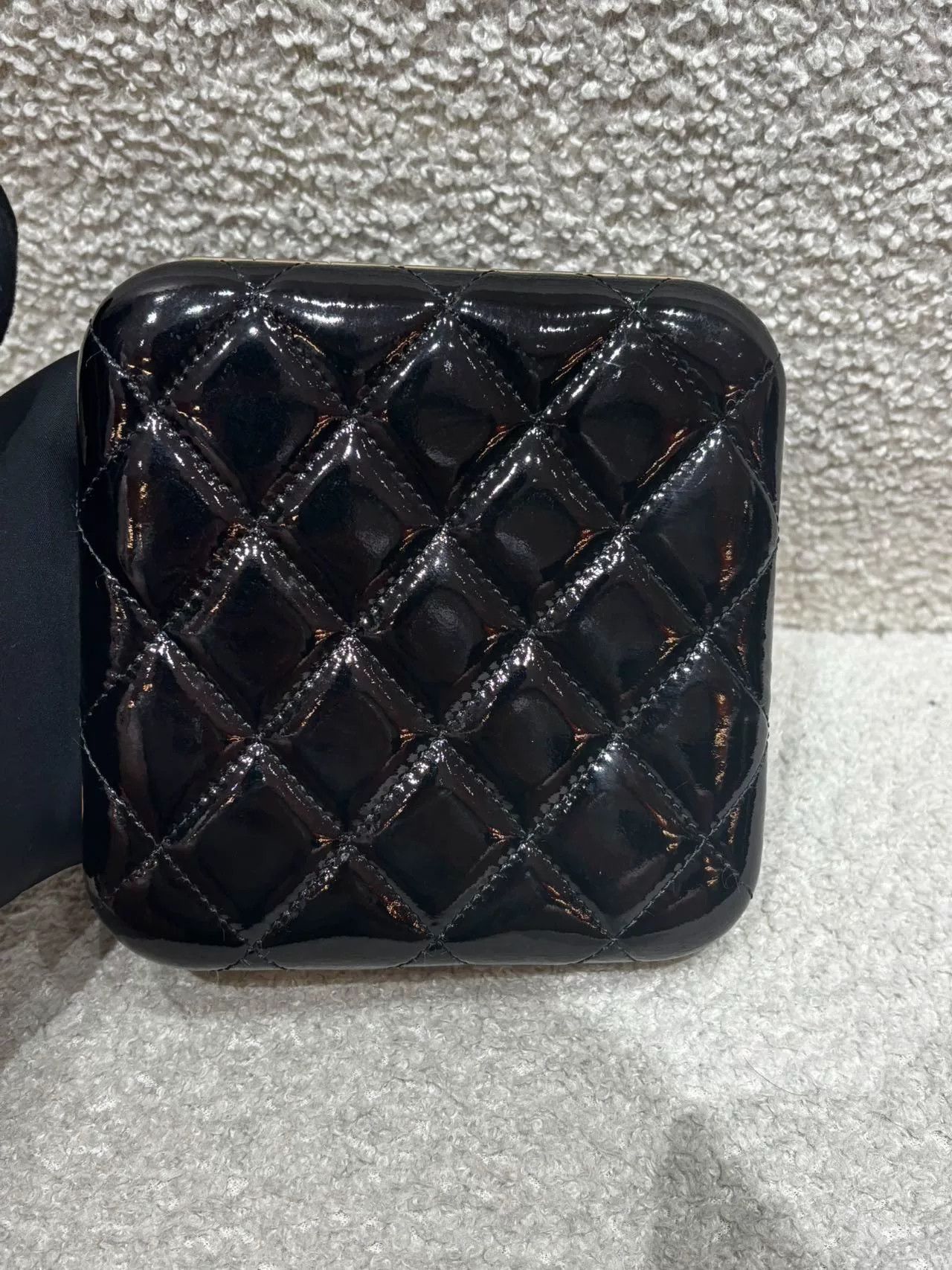 Chanel Pre-loved Bag Very good condition Size ONE SIZE - 3 Thumbnail