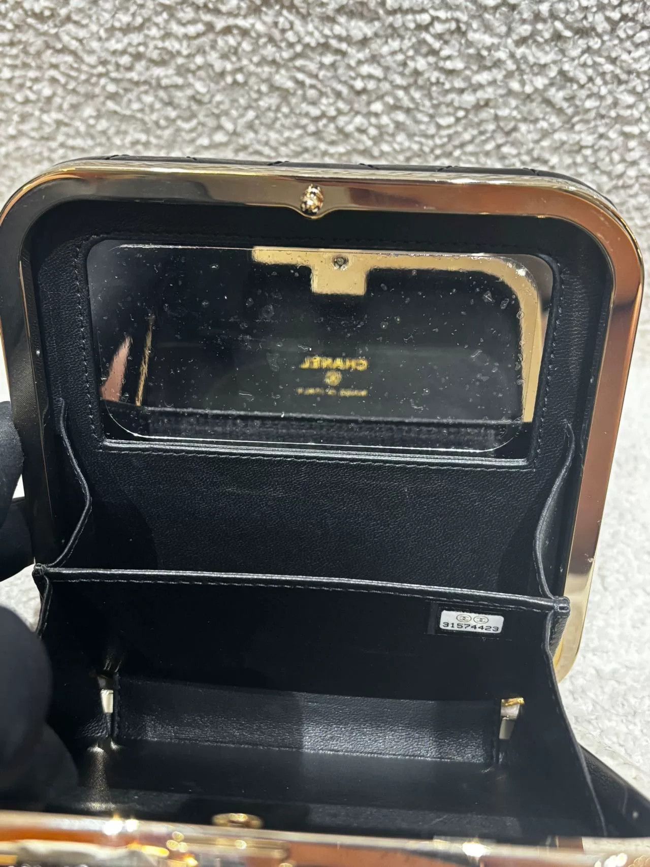Chanel Pre-loved Bag Very good condition Size ONE SIZE - 7 Thumbnail