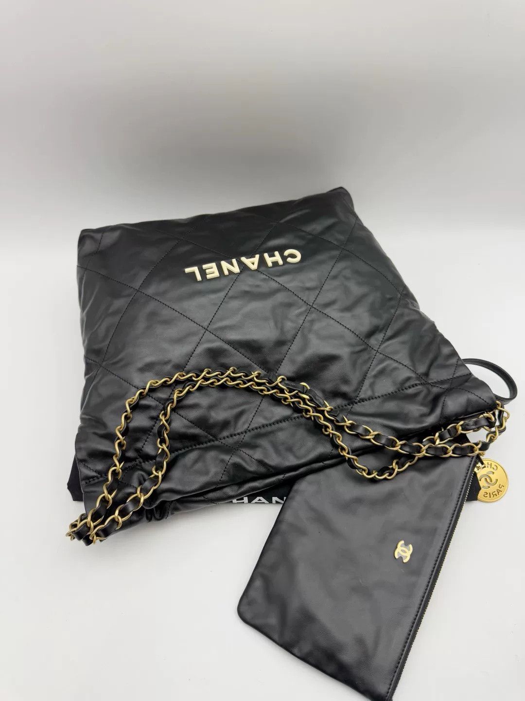 Chanel Pre-loved Bag Very good condition Size ONE SIZE - 5 Thumbnail