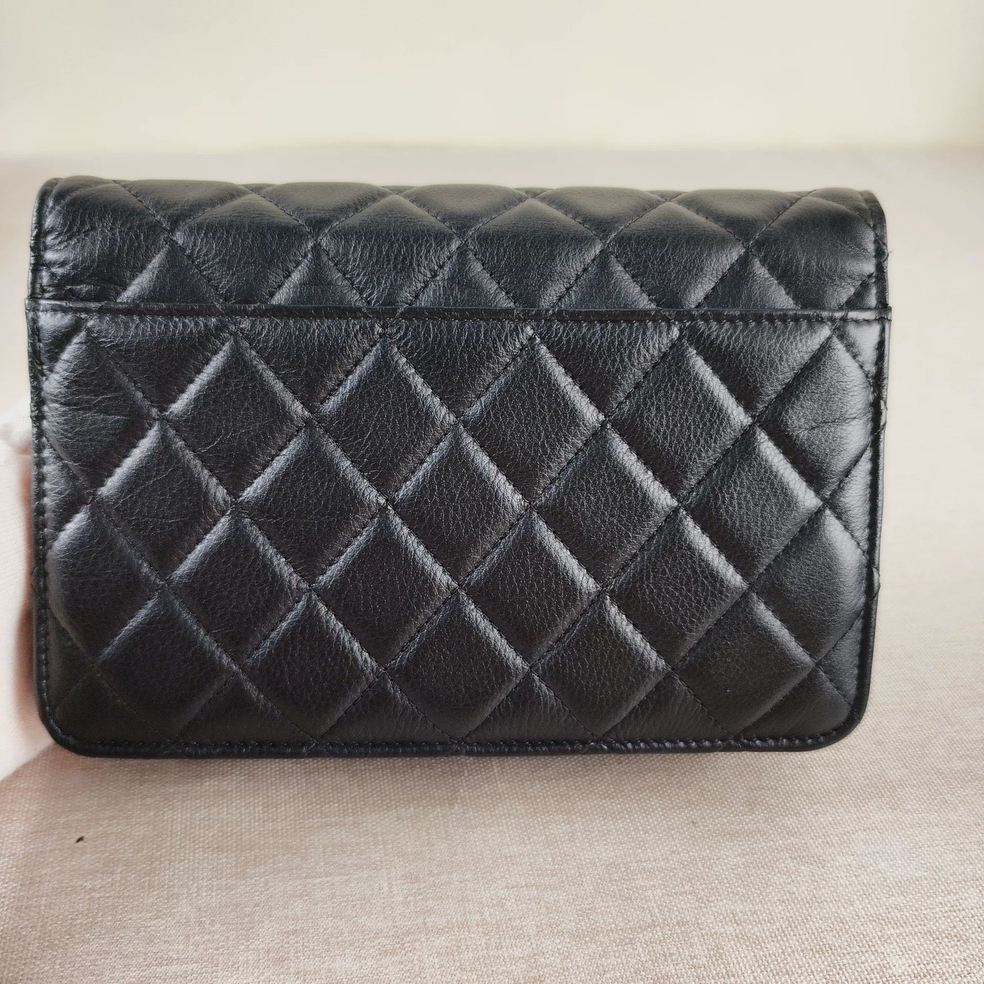 Chanel Pre-loved Bag Very good condition Size ONE SIZE - 2 Thumbnail