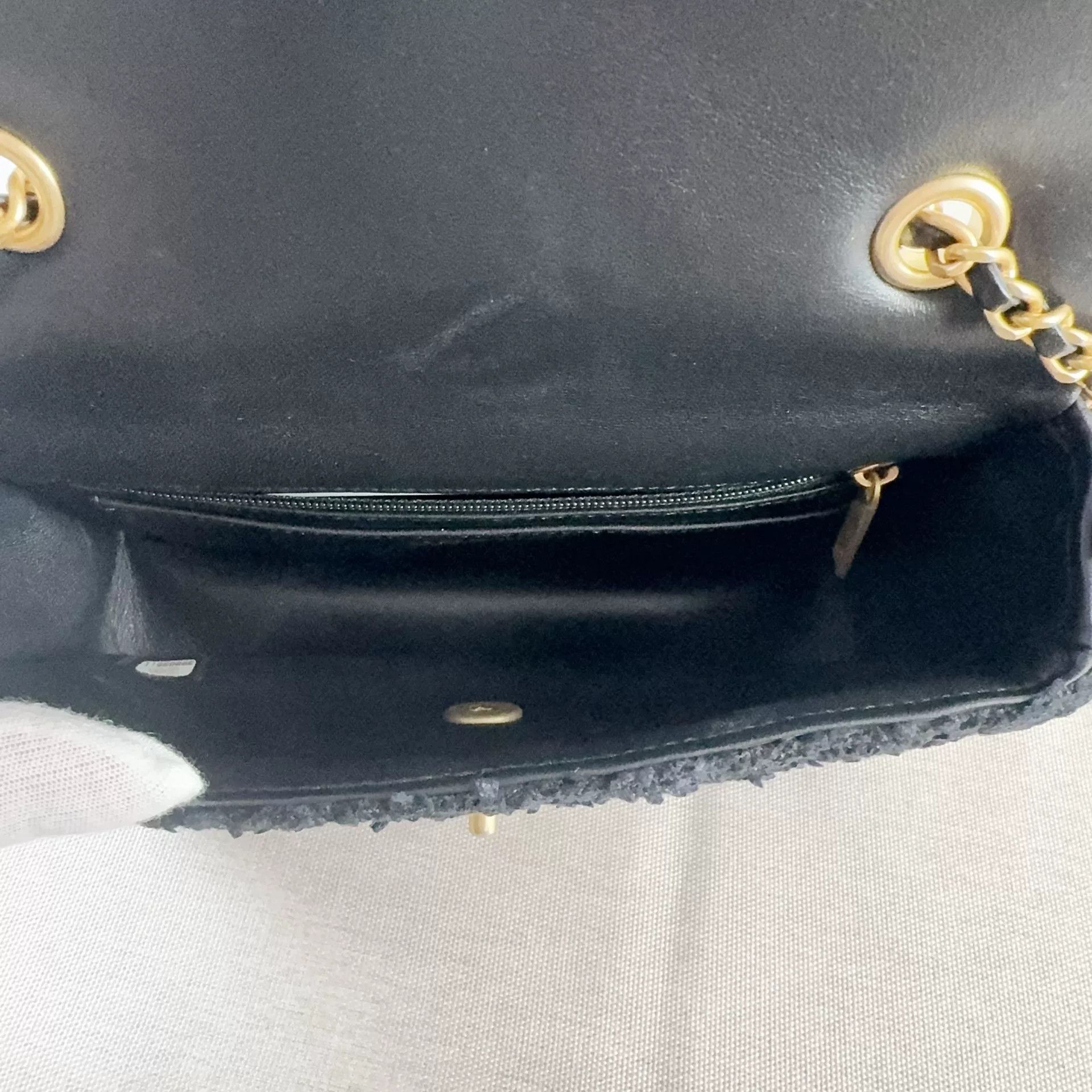 Chanel Pre-loved Bag Very good condition Size ONE SIZE - 9 Thumbnail