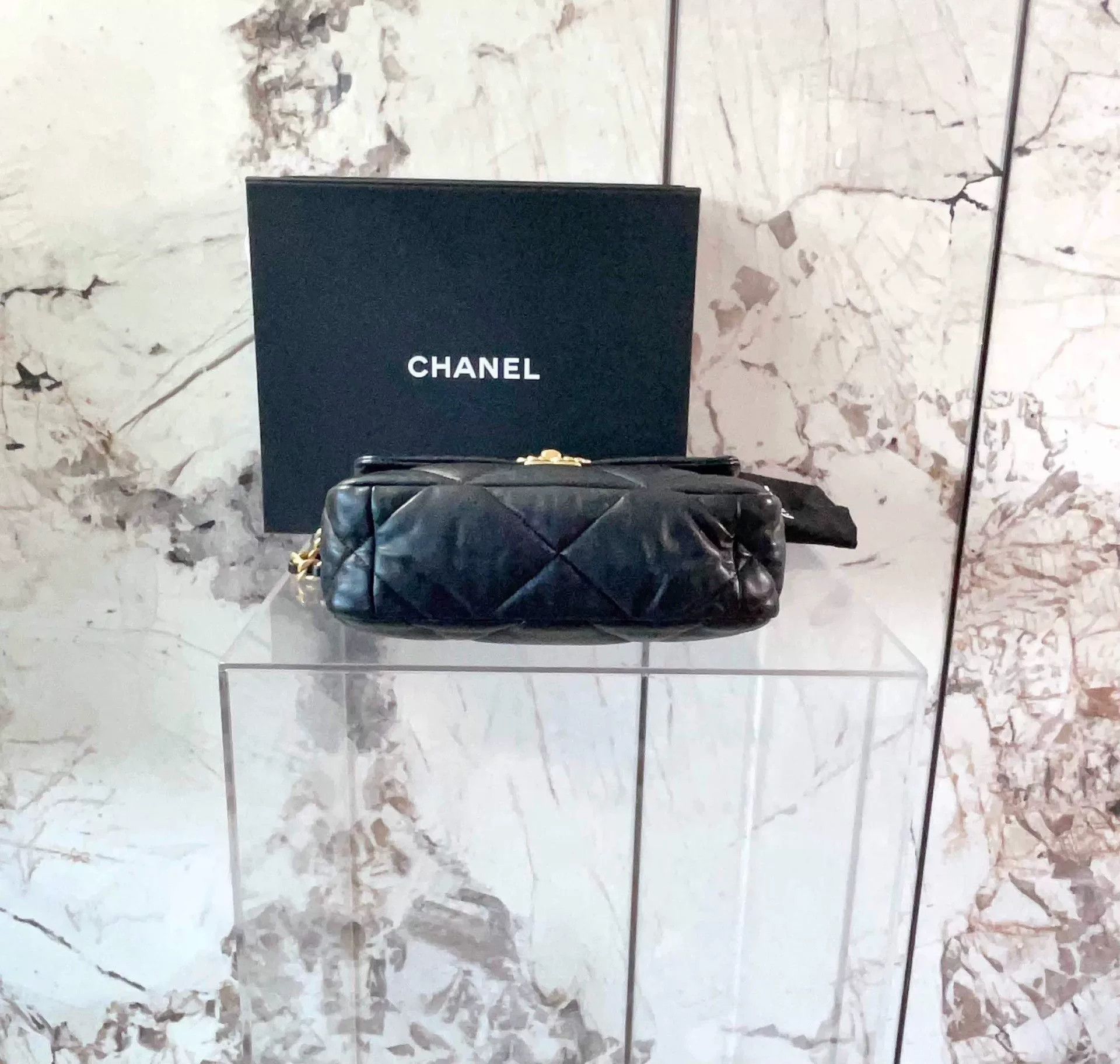 Chanel Pre-loved Bag Very good condition Size ONE SIZE - 4 Thumbnail