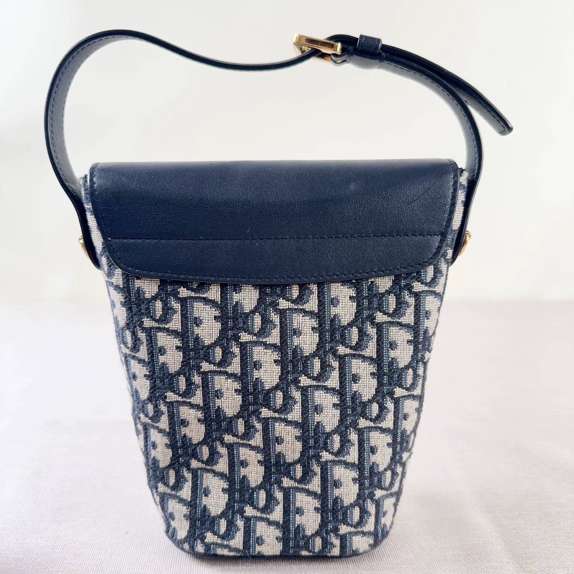 Dior Pre-loved Bag Very good condition Size ONE SIZE - 3 Thumbnail