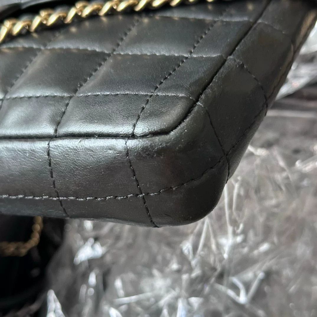Chanel Pre-loved Bag Very good condition Size ONE SIZE - 7 Thumbnail