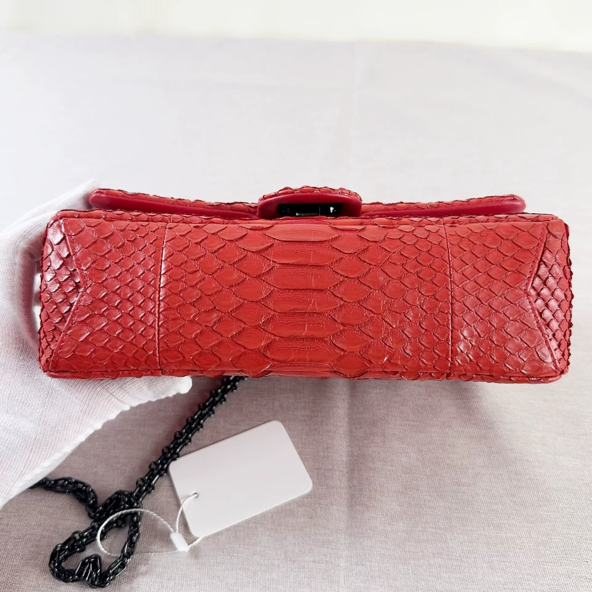 Chanel Pre-loved Bag Very good condition Size ONE SIZE - 9 Thumbnail