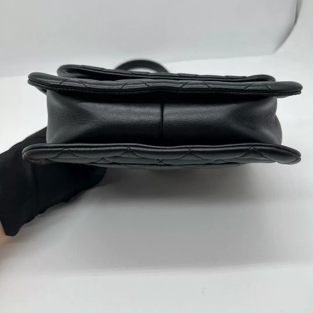 Chanel Pre-loved Bag Very good condition Size ONE SIZE - 4 Thumbnail
