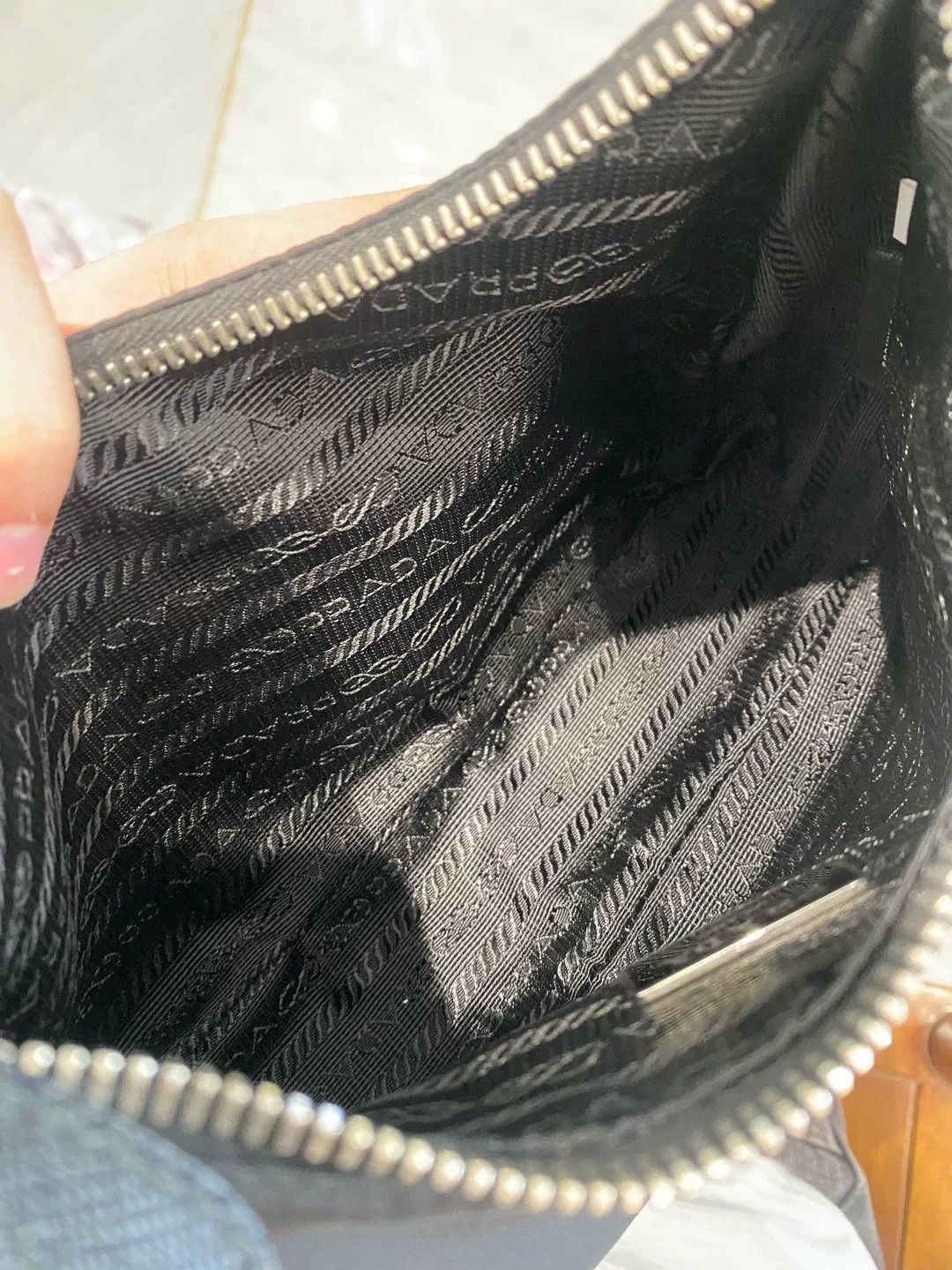 Prada Pre-loved Bag Very good condition Size ONE SIZE - 6 Thumbnail