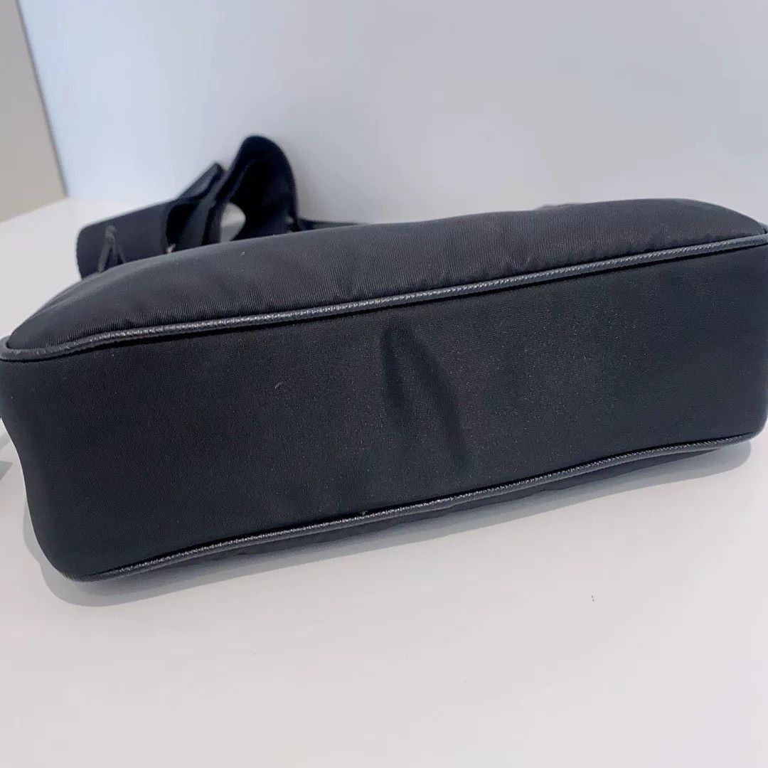 Prada Pre-loved Bag Very good condition Size ONE SIZE - 4 Thumbnail