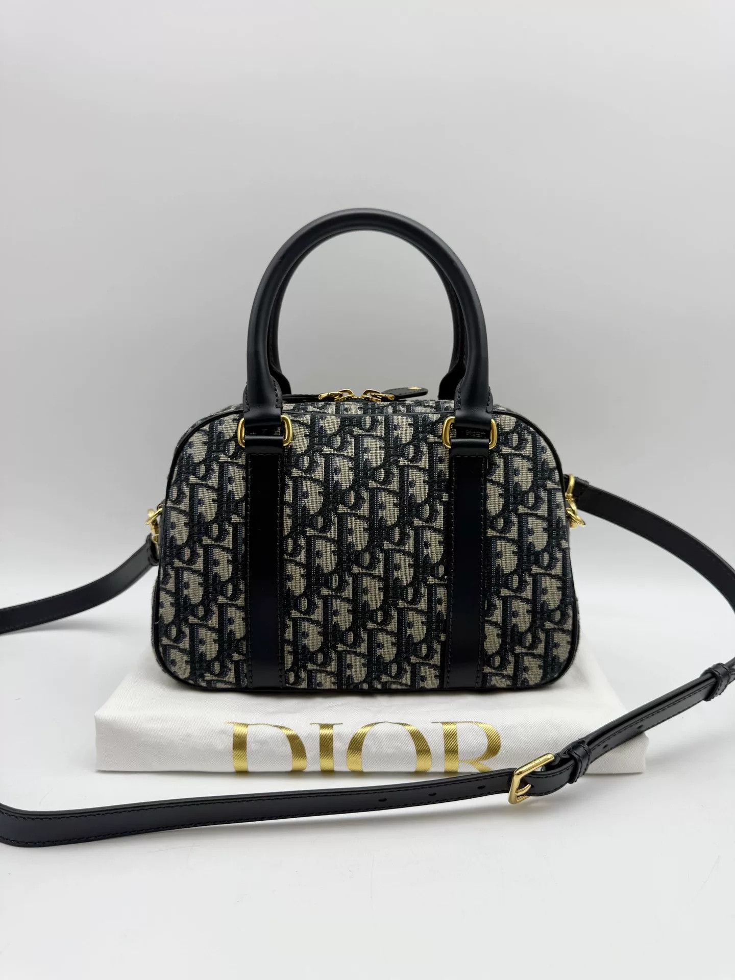 Dior Pre-loved Bag Very good condition Size ONE SIZE - 2 Thumbnail