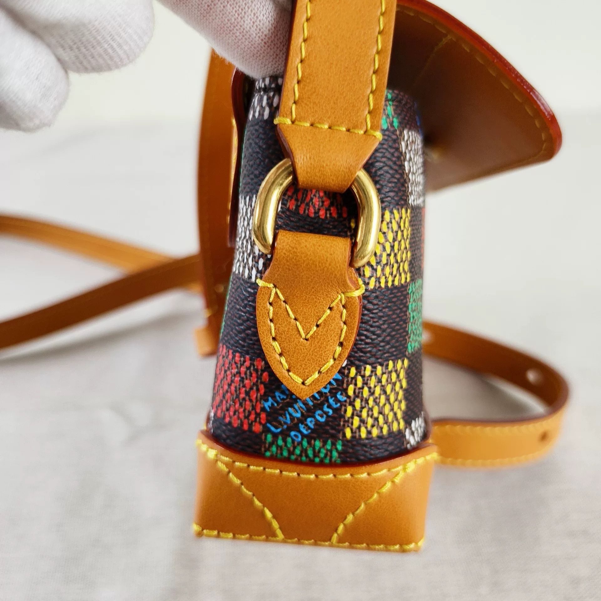 Louis Vuitton Pre-loved Bag Brand new condition Size ONE SIZE - 5 Thumbnail