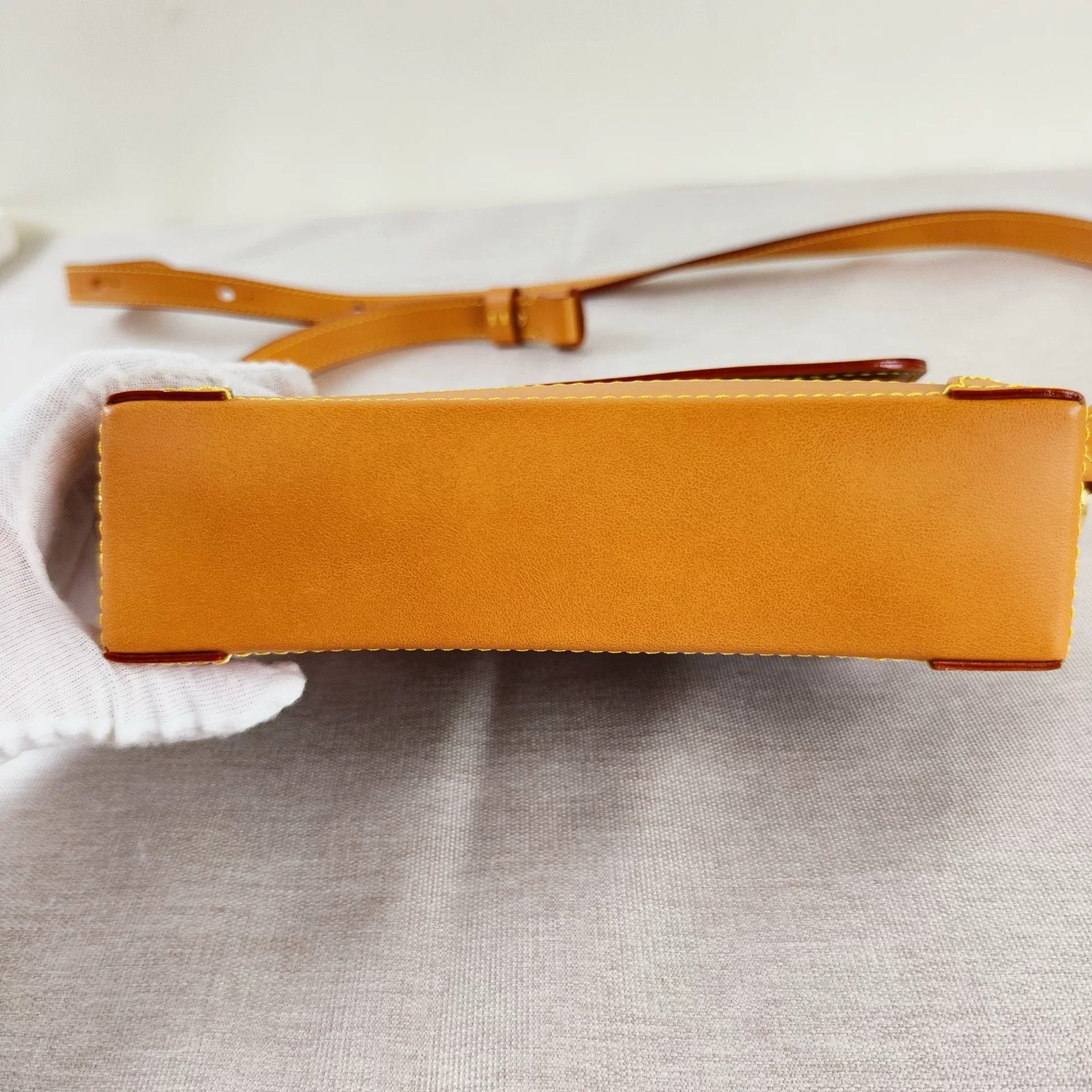 Louis Vuitton Pre-loved Bag Brand new condition Size ONE SIZE - 2 Thumbnail
