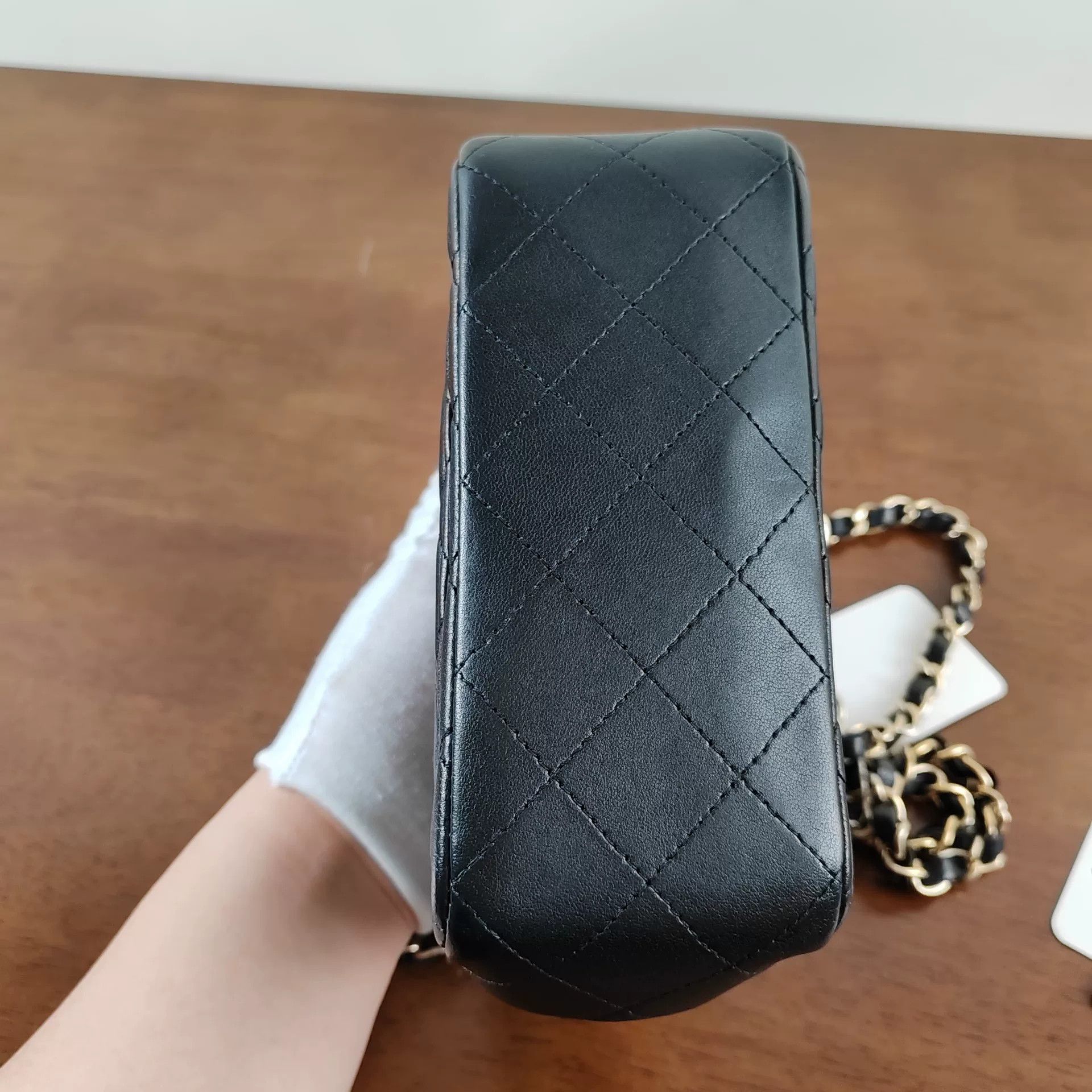 Chanel Pre-loved Bag Very good condition Size ONE SIZE - 6 Thumbnail