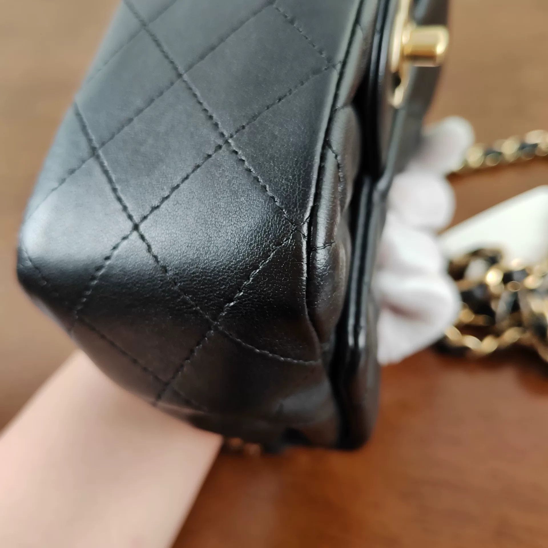 Chanel Pre-loved Bag Very good condition Size ONE SIZE - 4 Thumbnail