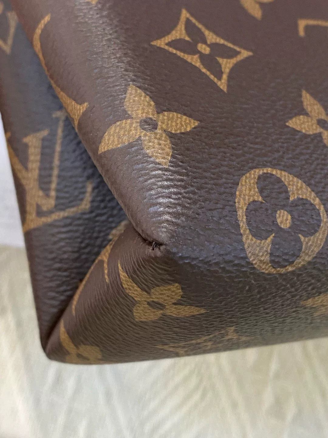 Louis Vuitton Pre-loved Bag Very good condition Size ONE SIZE - 4 Thumbnail