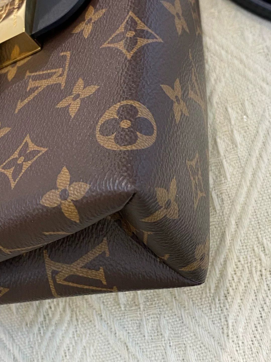 Louis Vuitton Pre-loved Bag Very good condition Size ONE SIZE - 5 Thumbnail