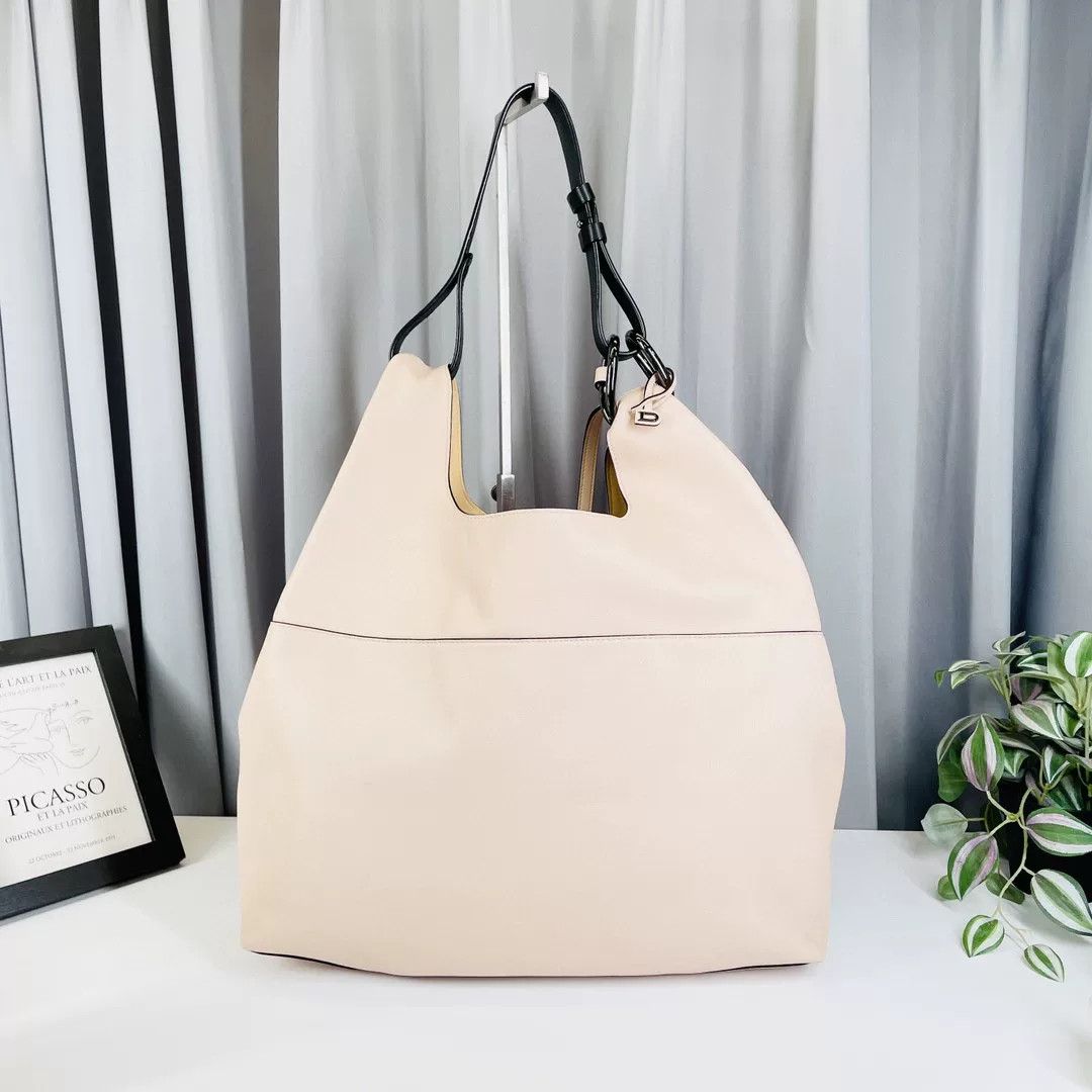 Louis Vuitton Pre-loved Bag Very good condition Size ONE SIZE - 2 Thumbnail