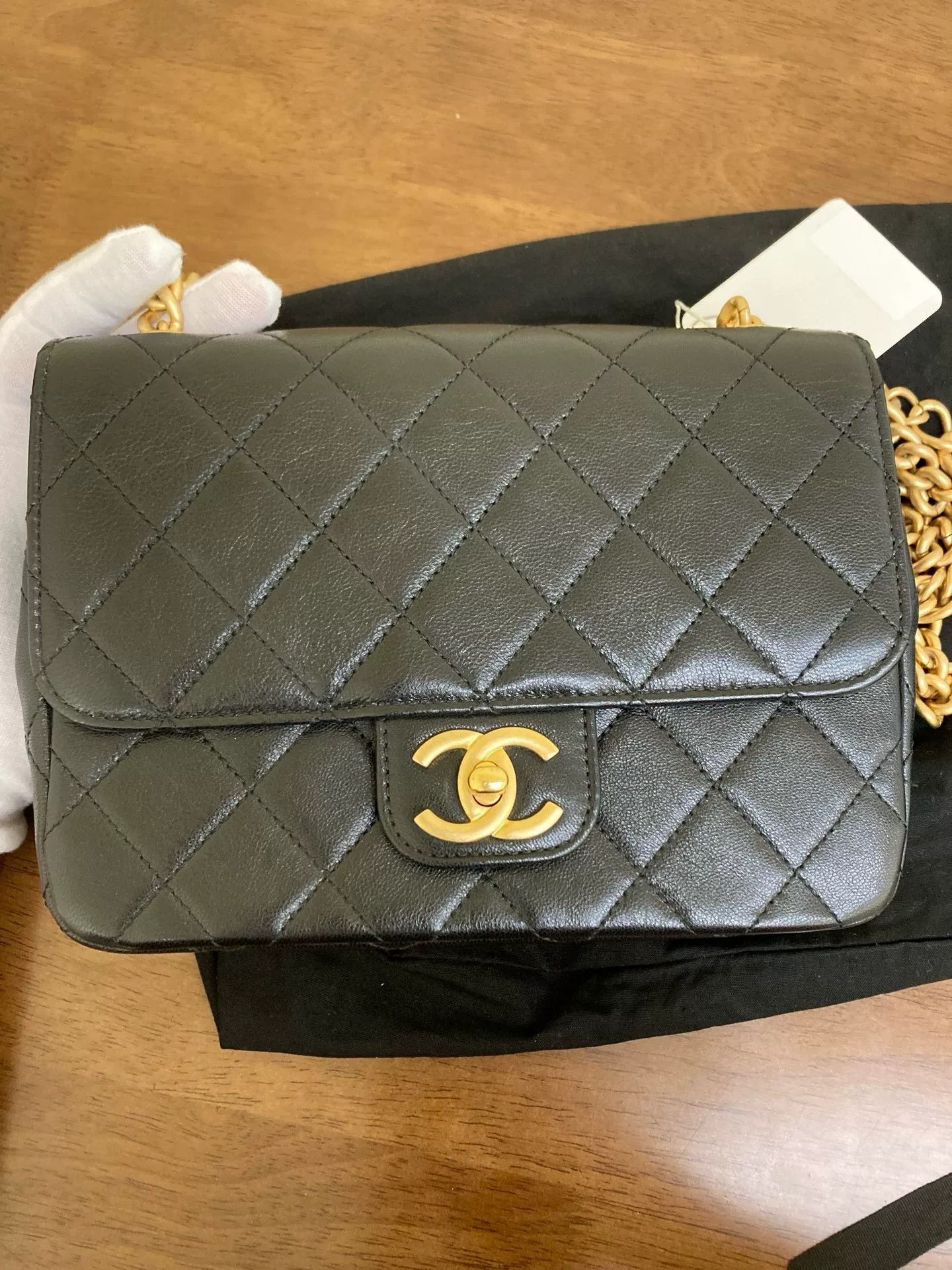 Chanel Pre-loved Bag Very good condition Size ONE SIZE - 9 Thumbnail