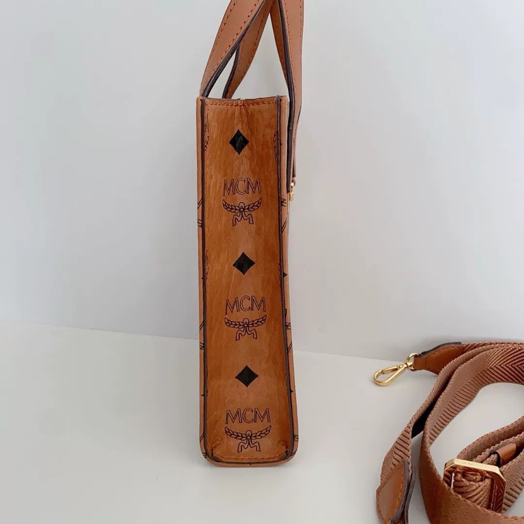 MCM Pre-loved Bag Very good condition Size ONE SIZE - 5 Thumbnail