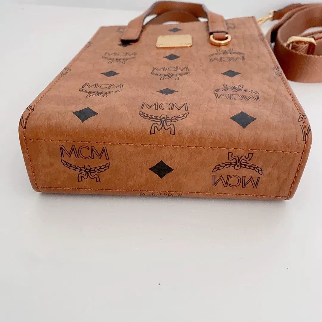 MCM Pre-loved Bag Very good condition Size ONE SIZE - 4 Thumbnail
