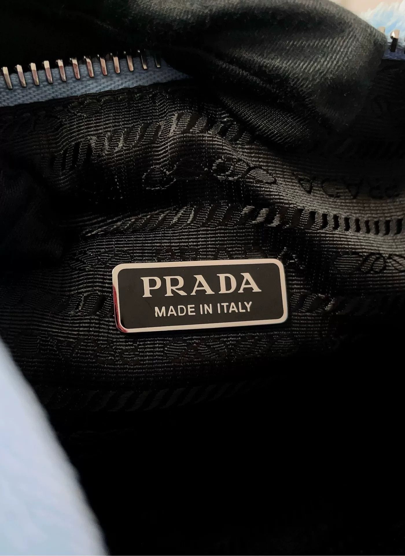 Prada Pre-loved Bag Very good condition Size ONE SIZE - 8 Thumbnail