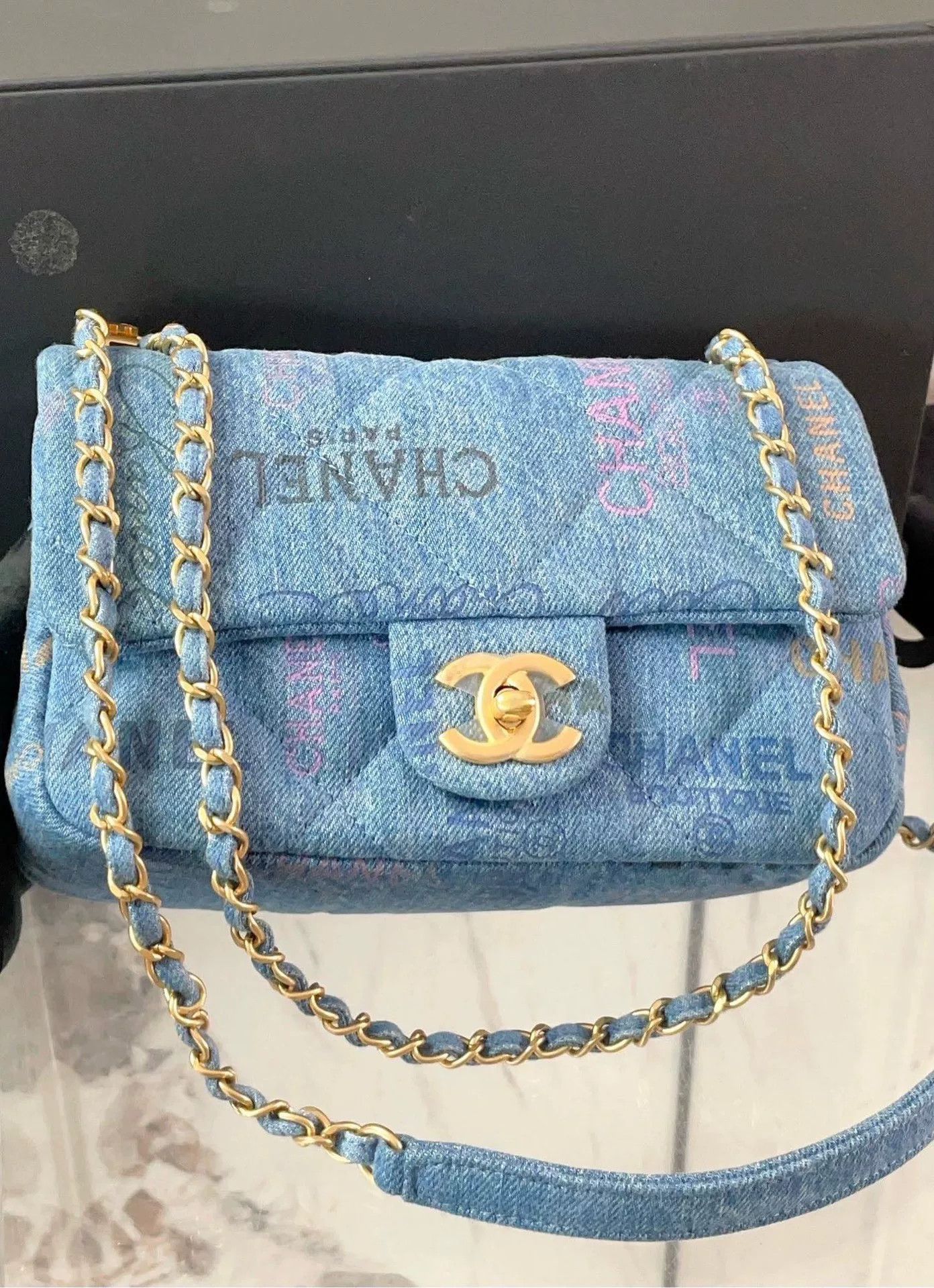 Chanel Pre-loved Bag Very good condition Size ONE SIZE - 7 Thumbnail