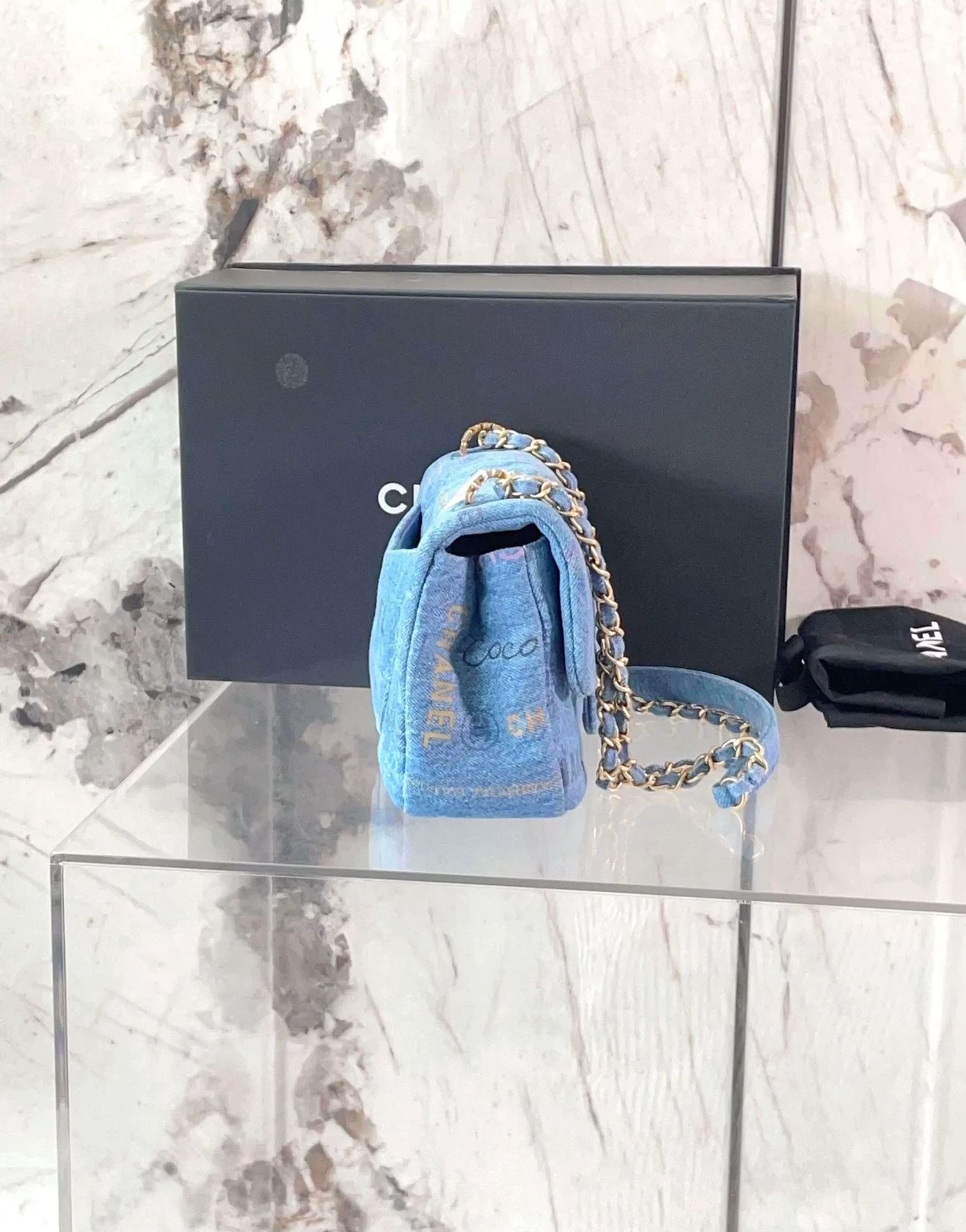 Chanel Pre-loved Bag Very good condition Size ONE SIZE - 3 Thumbnail