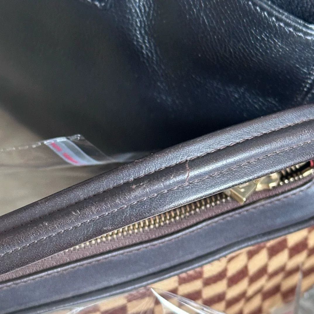 Louis Vuitton Pre-loved Bag Very good condition Size ONE SIZE - 4 Thumbnail