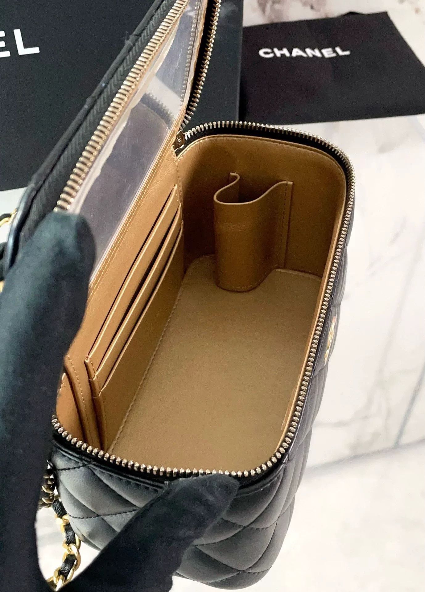 Chanel Pre-loved Bag Very good condition Size ONE SIZE - 9 Thumbnail